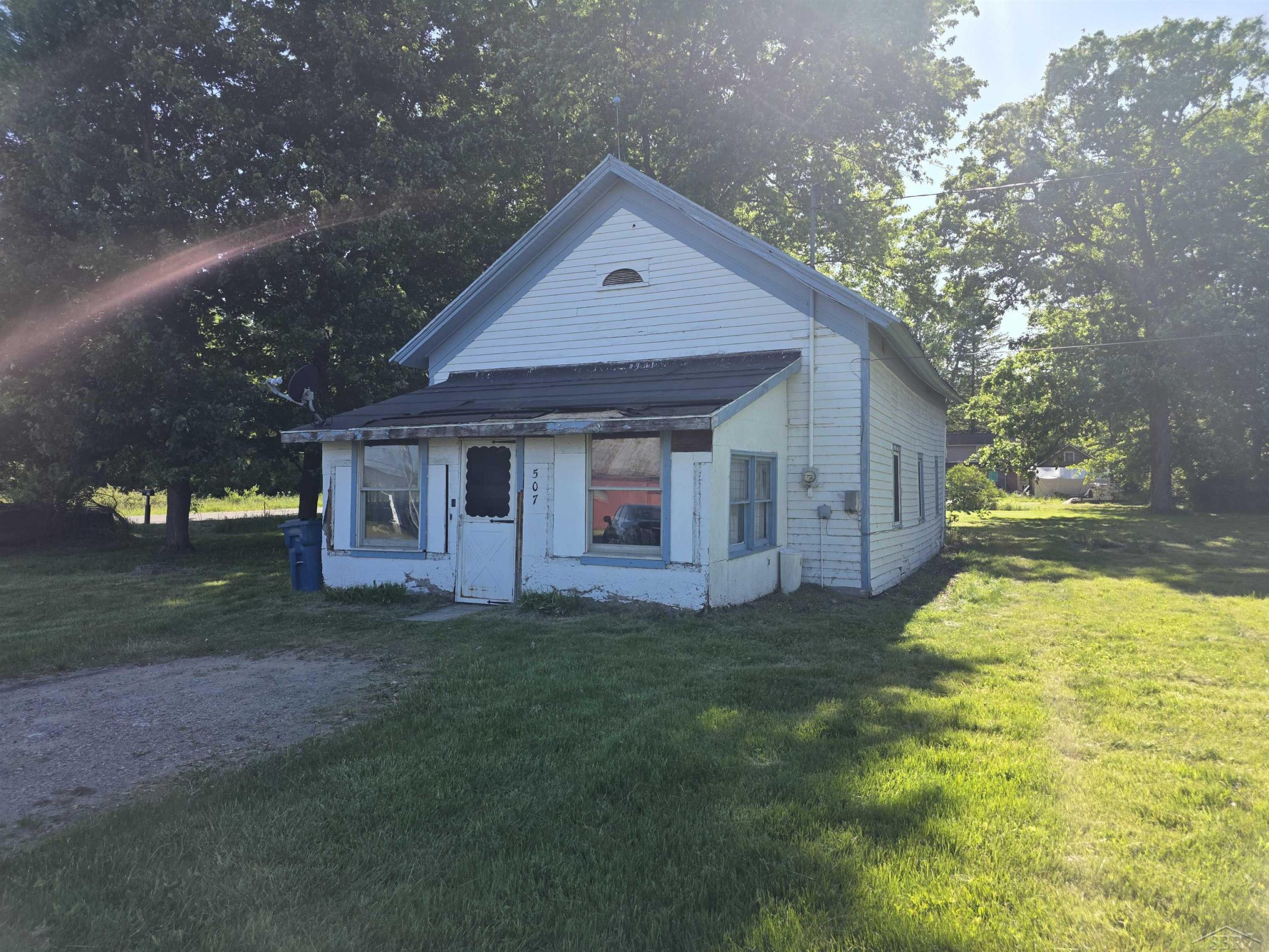507 N Nine Mile RD