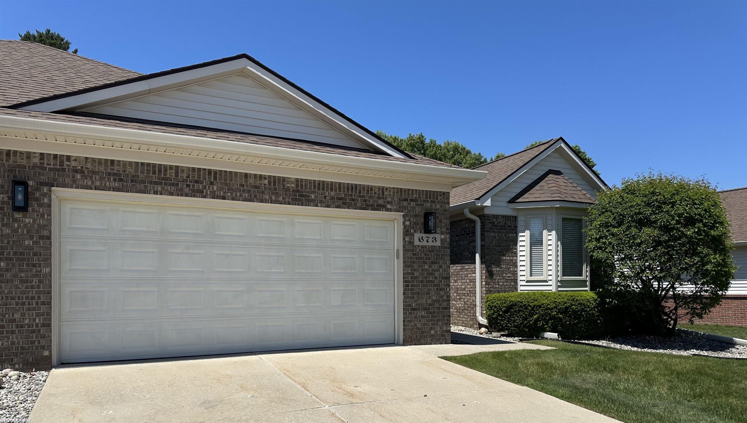 673 W Snowbird CIR