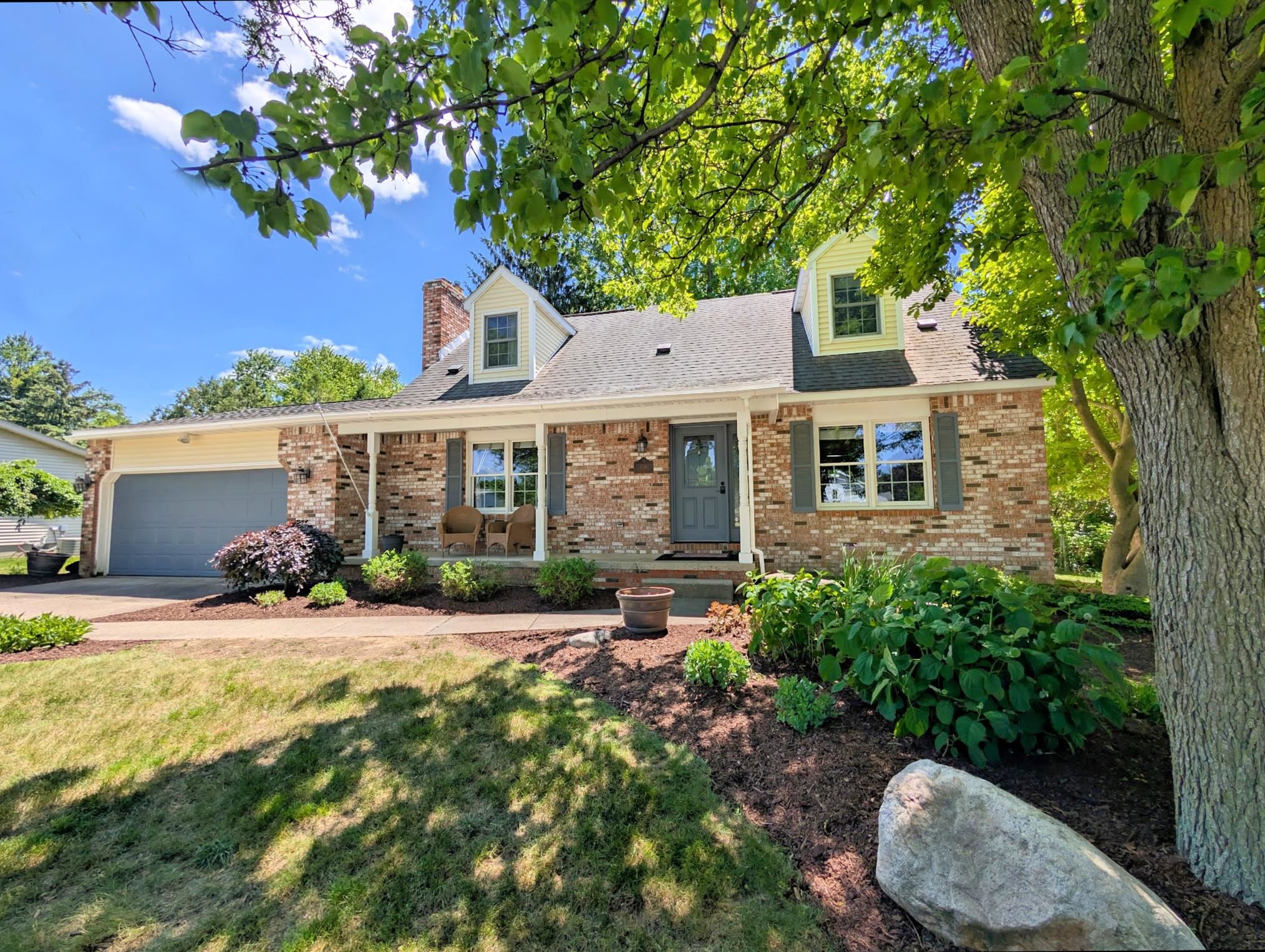 1536 Suzanne CT