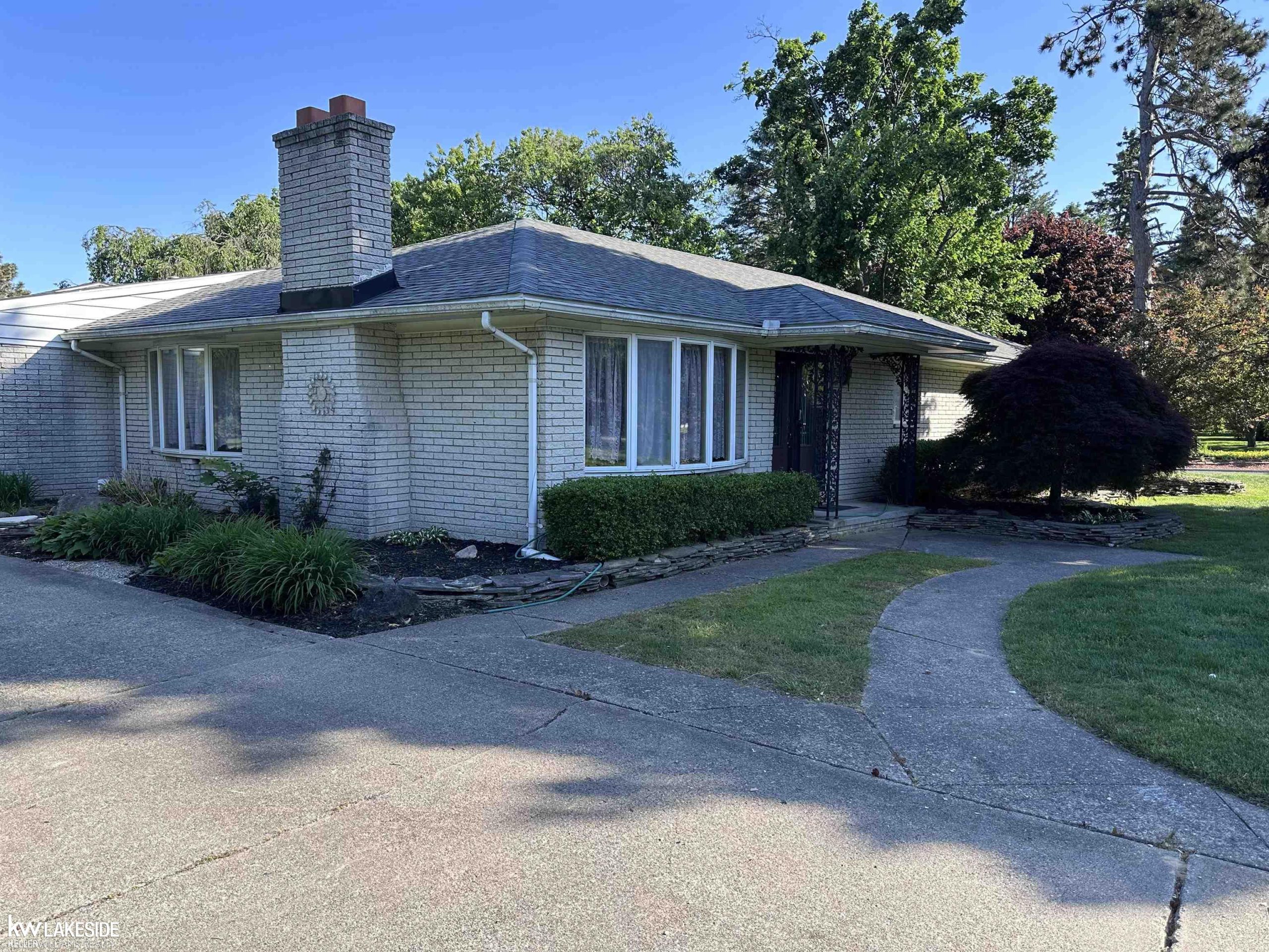 38666 Moravian DR