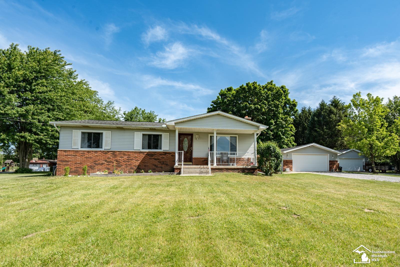 7767 Milan Oakville RD