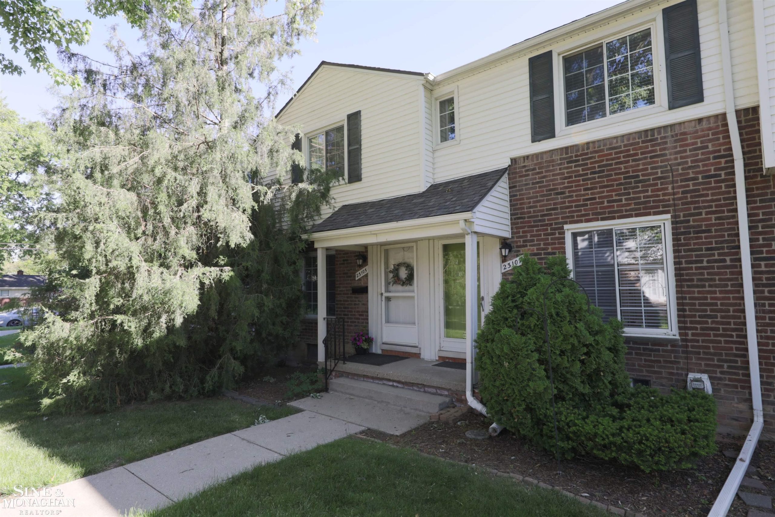 23107 Arthur CT