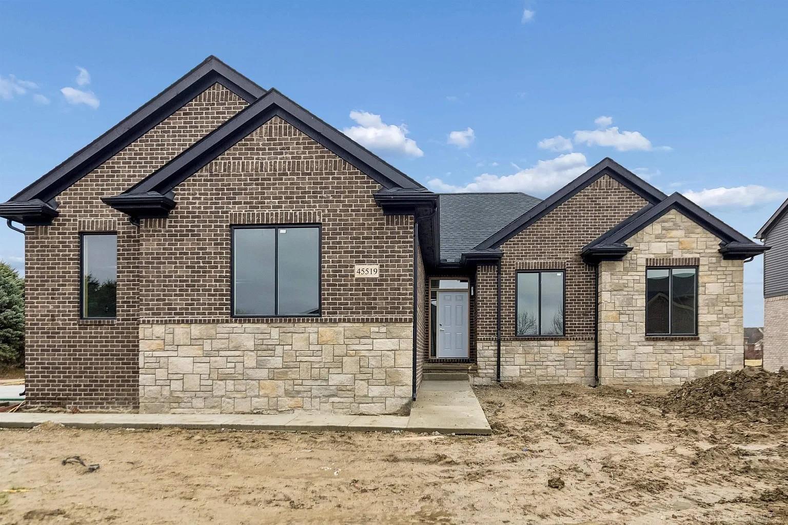 44519 Gable DR