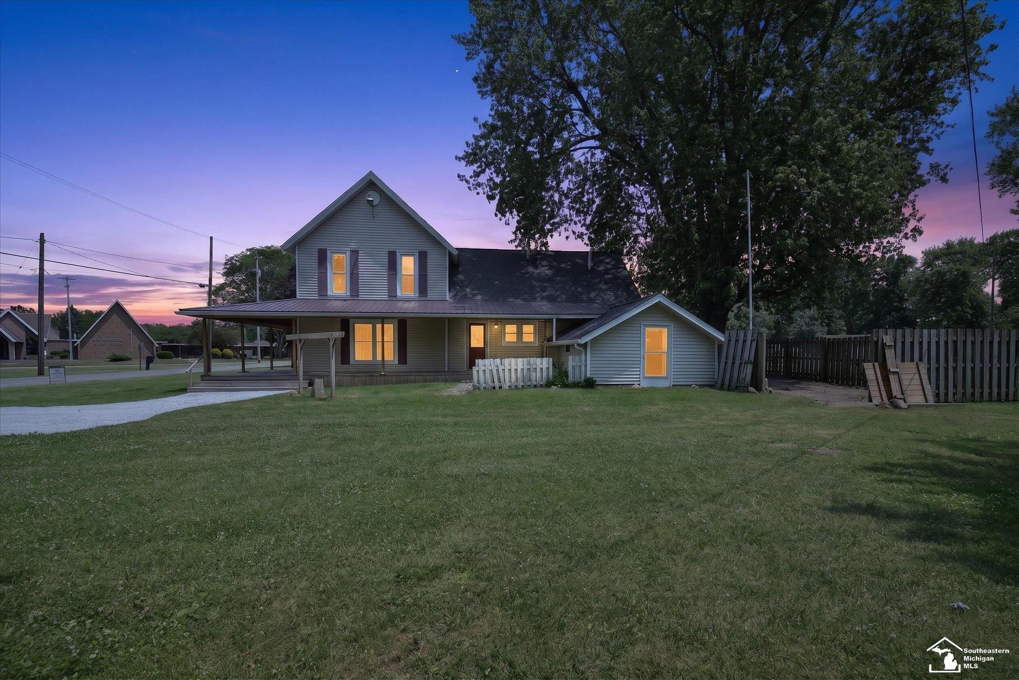 5813 W Temperance RD
