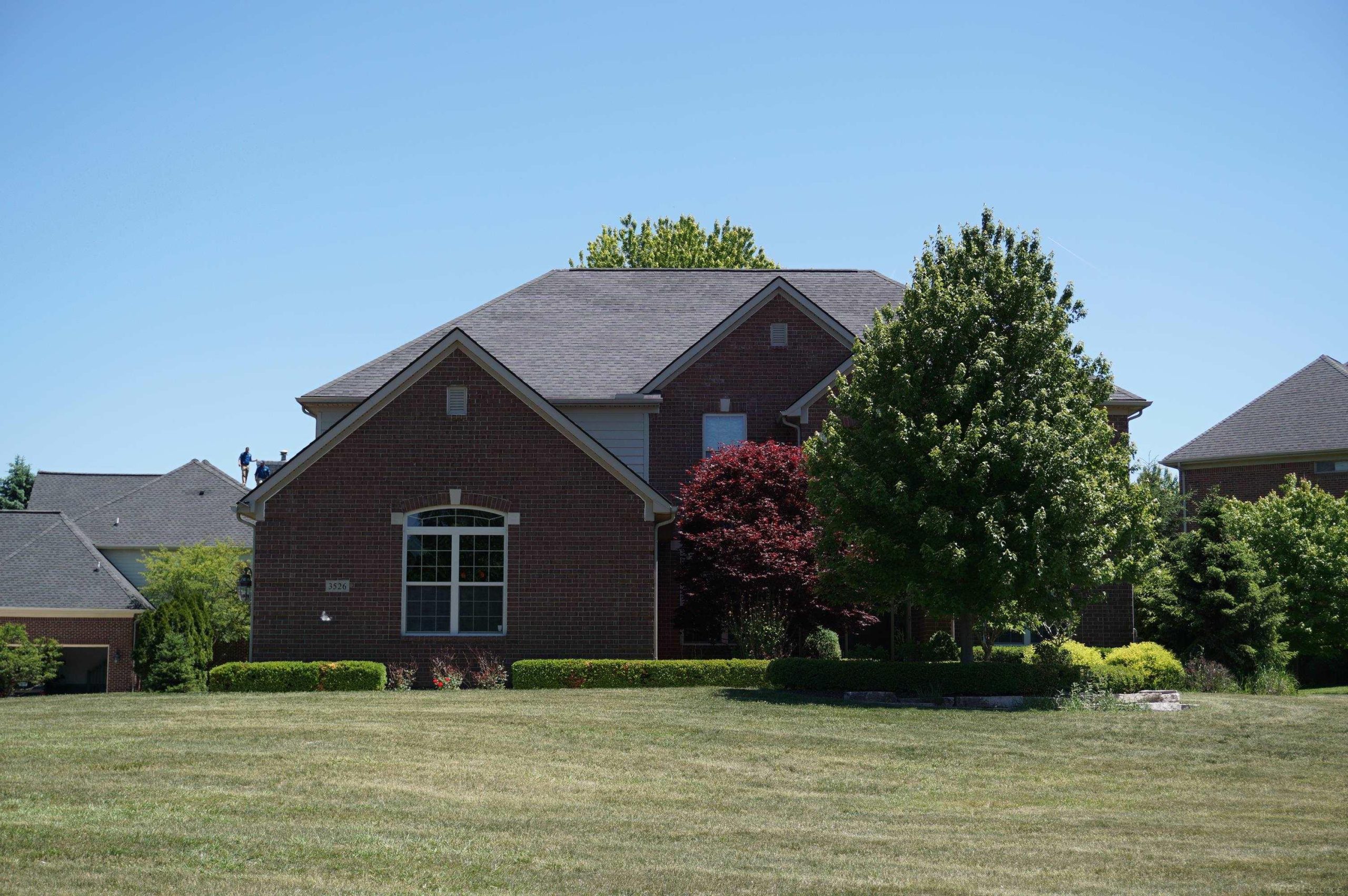 3526 Hawthorn CT