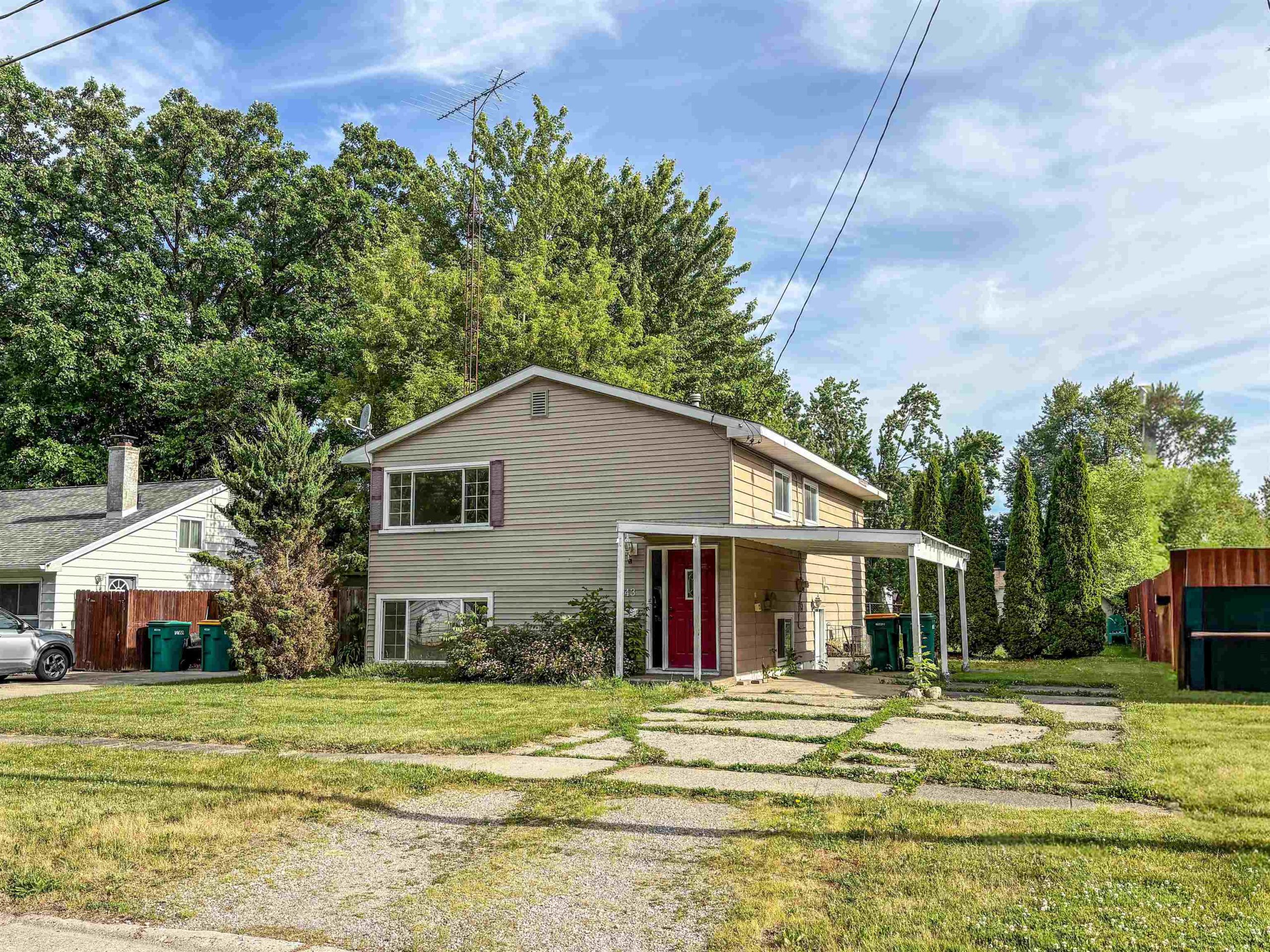 343 Beach ST