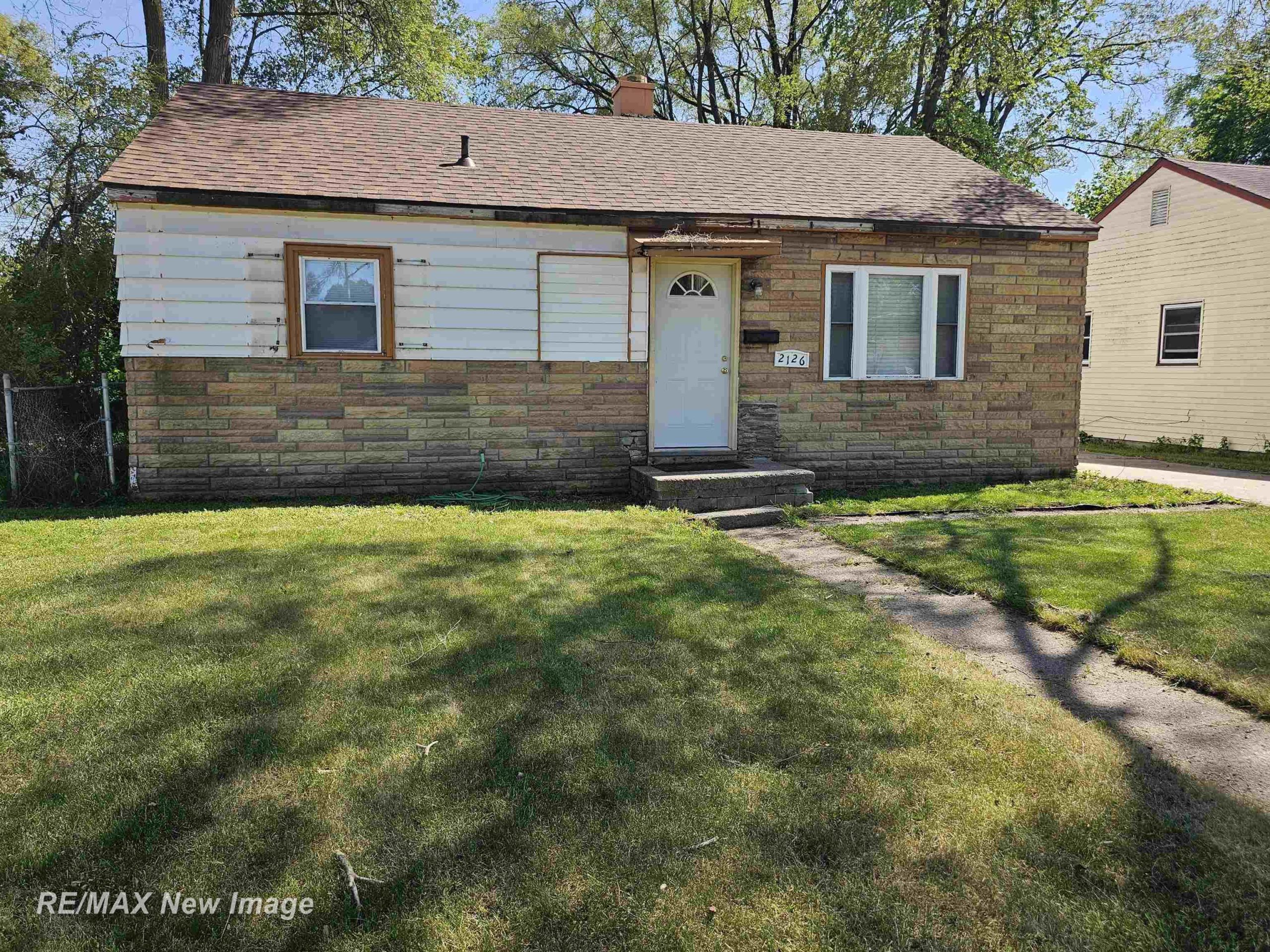2126 Hammel ST