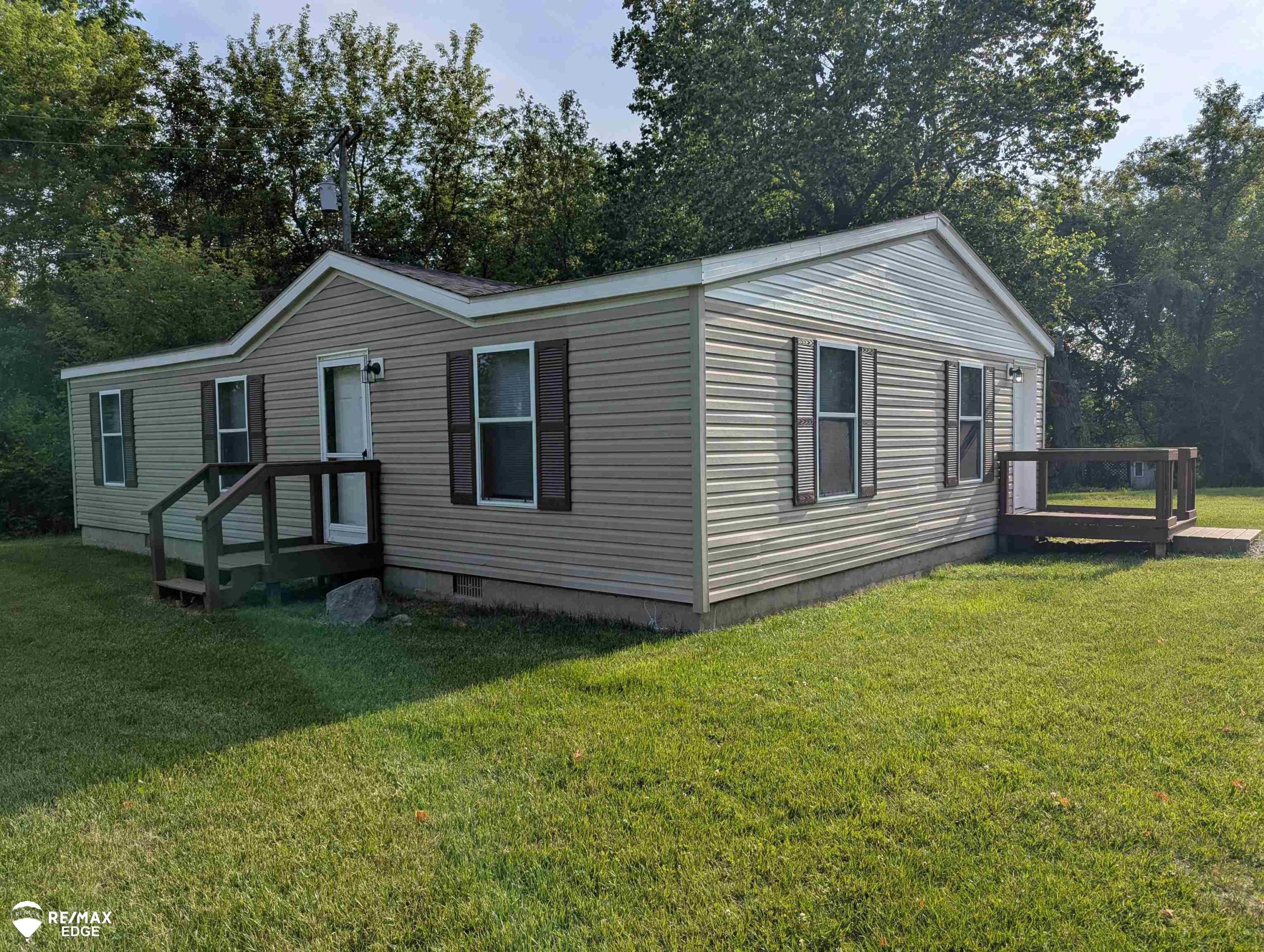 6283 Hart Lake RD