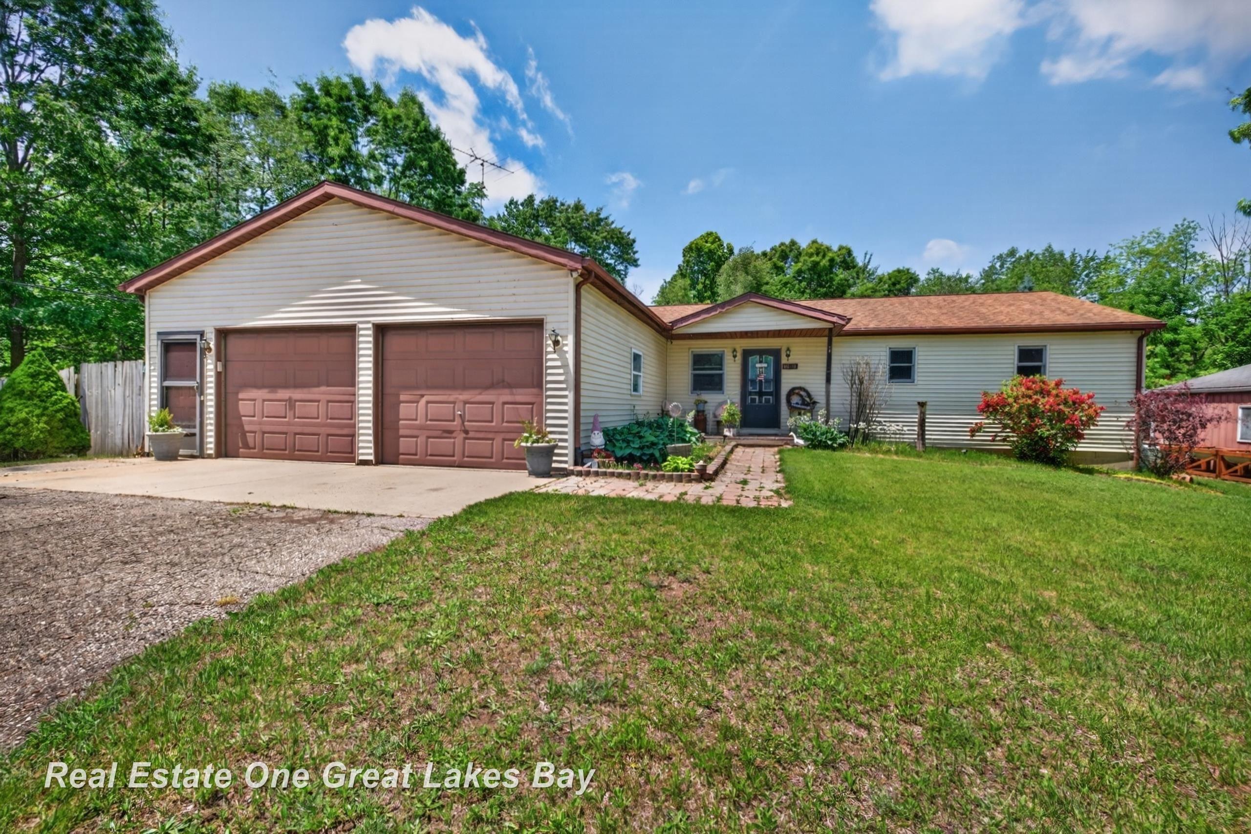 6153 Marathon RD