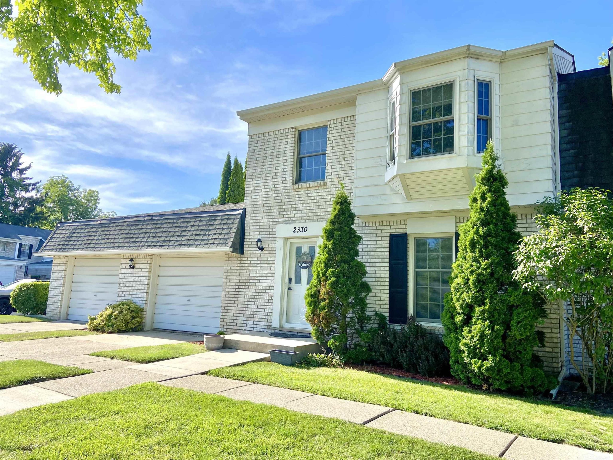 2330 Hillendale DR