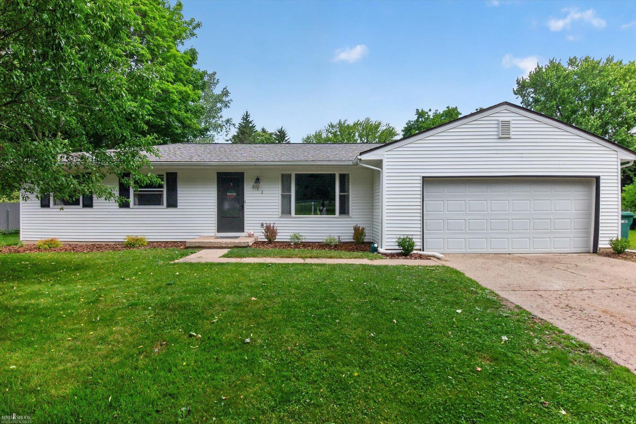 313 Dutch Mill DR
