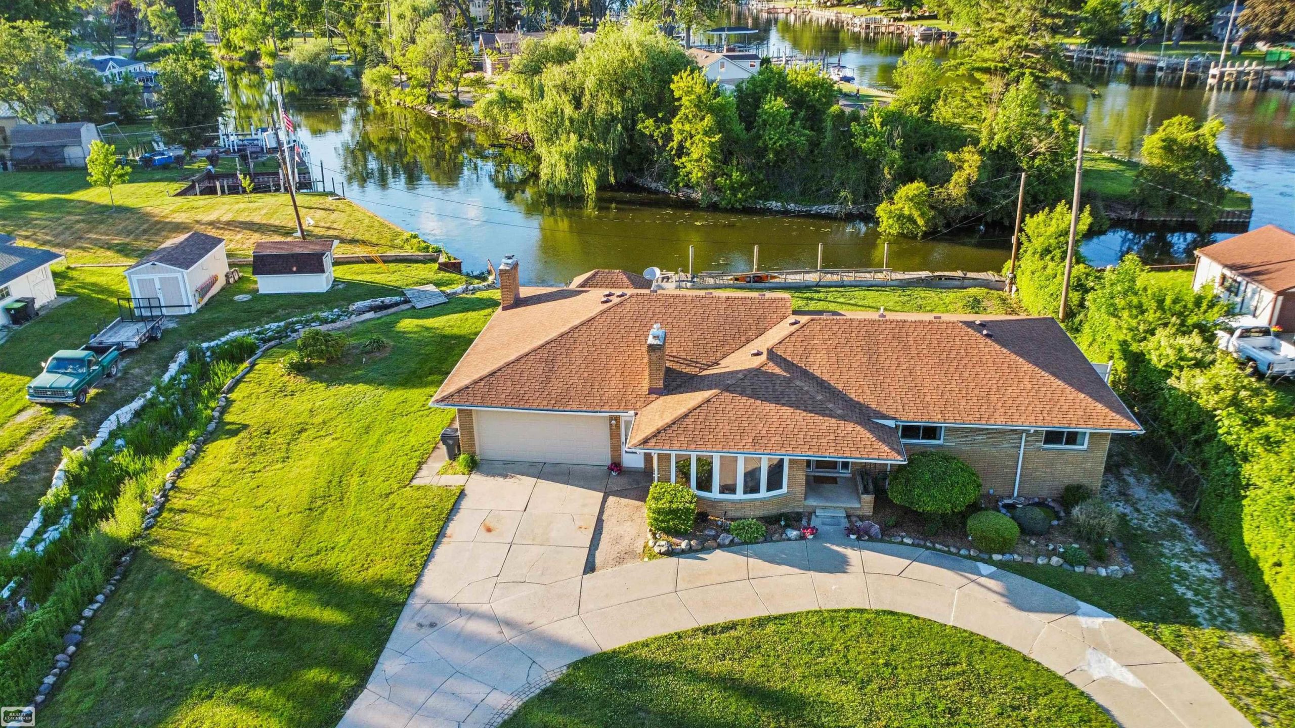 28697 South River RD