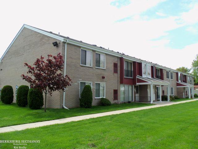409 Sunset LN
