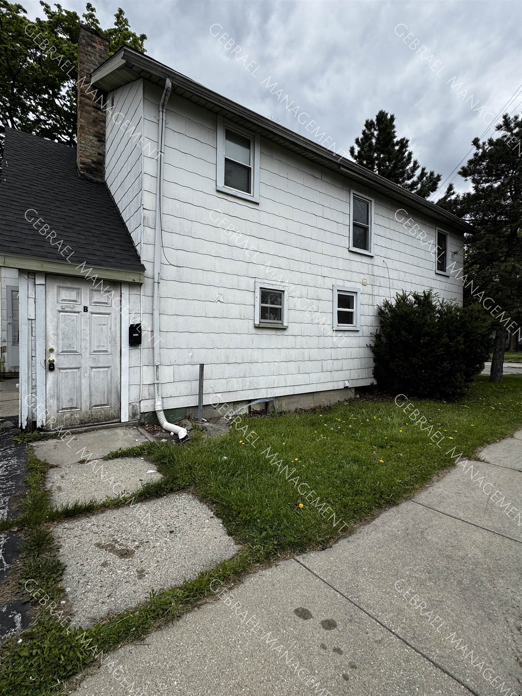 1001 Greenwich ST