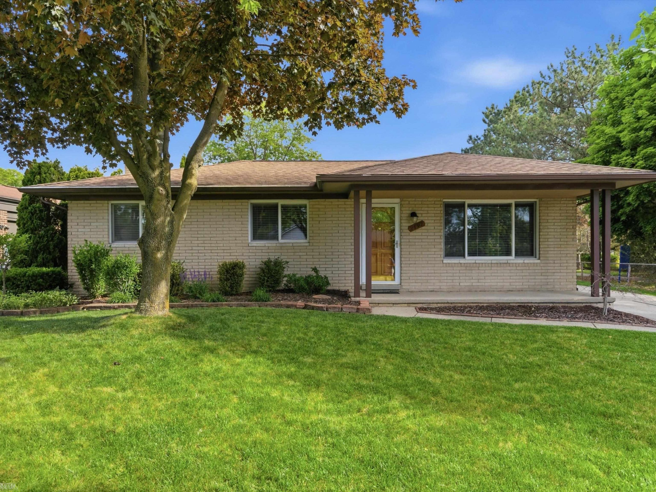 2497 Avalon DR