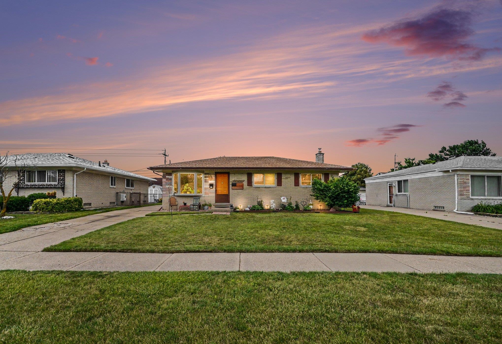 11822 Highland DR