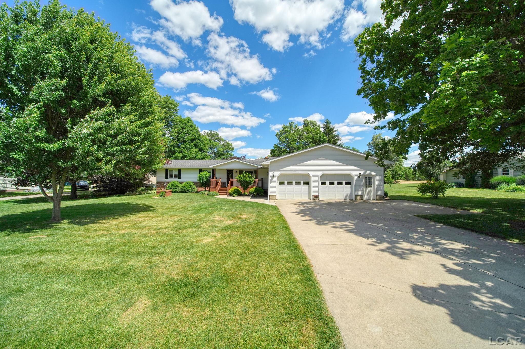 2943 Lee Marie DR