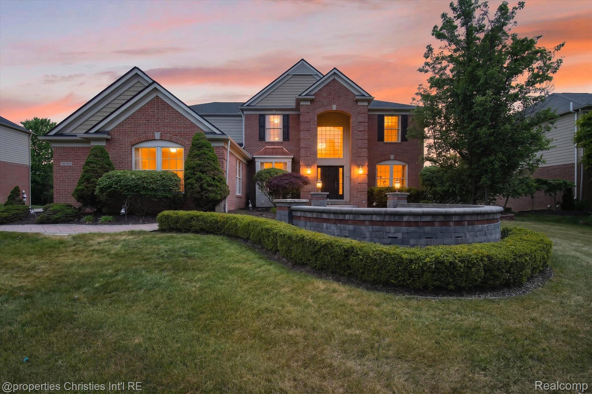 45094, Oak Forest, Northville, Michigan, 48168