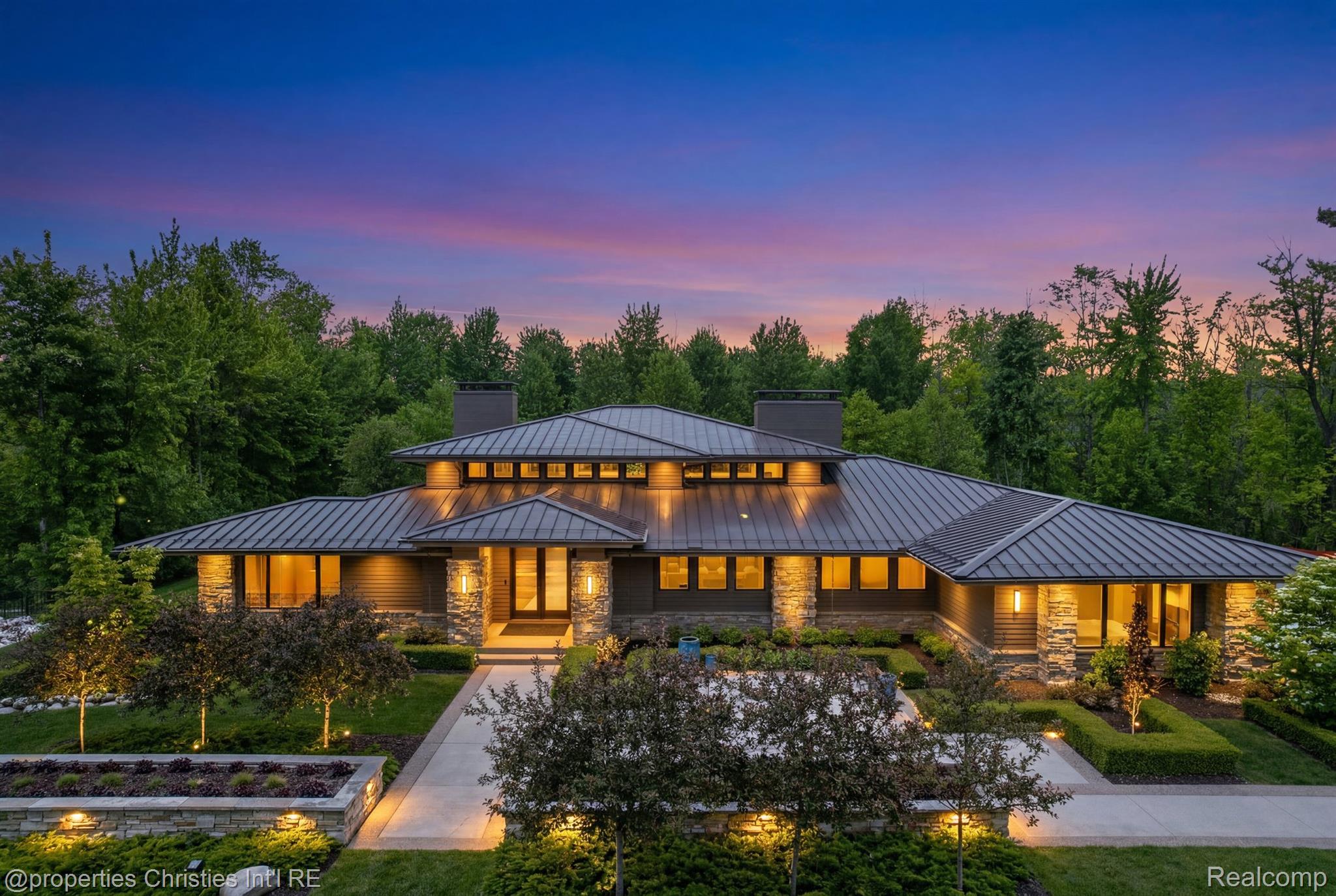 22635, Evergreen, Novi, Michigan, 48374