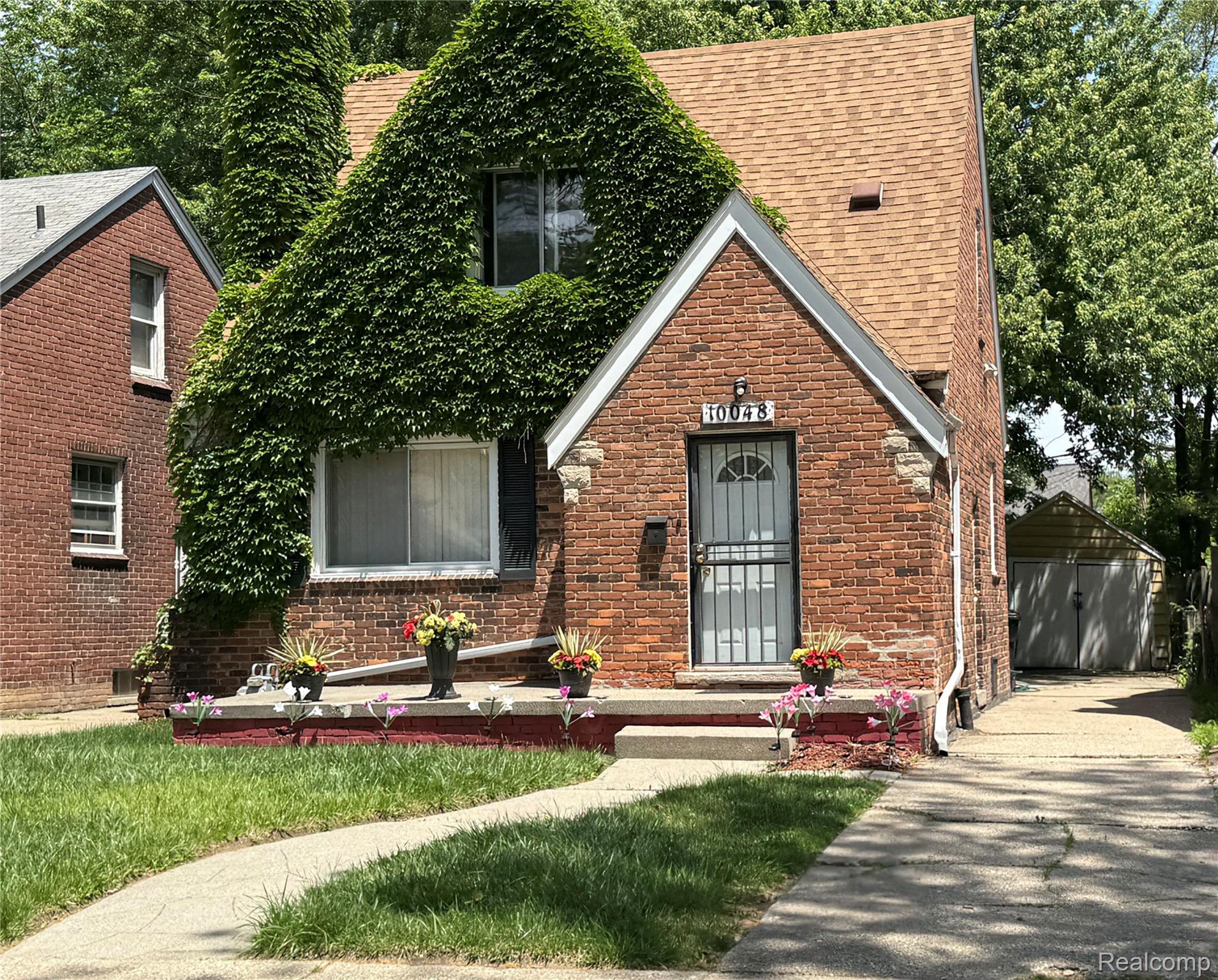10048, Grayton, Detroit, Michigan, 48224