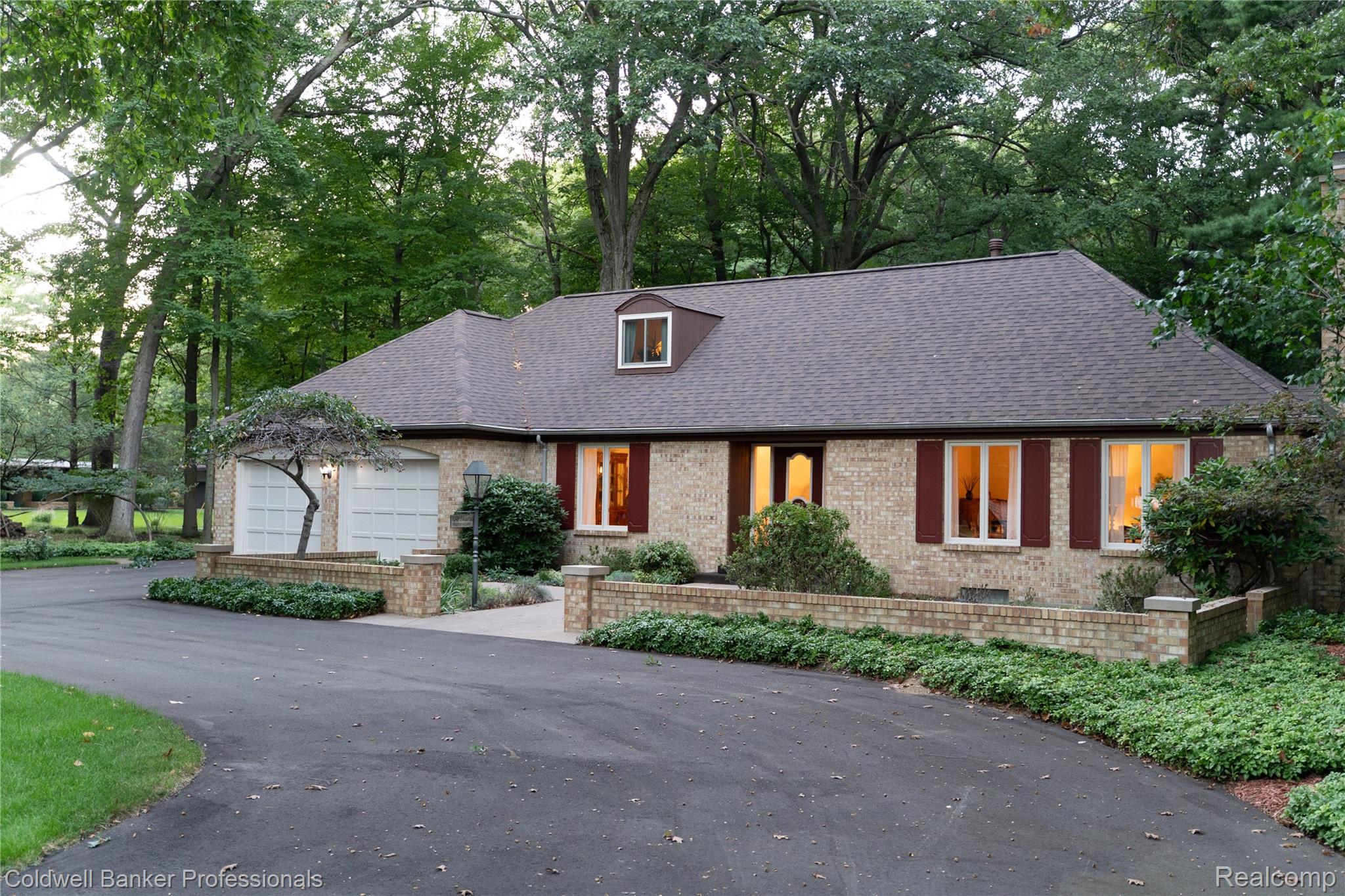 3969, Braeburn, Norton Shores, Michigan, 49441