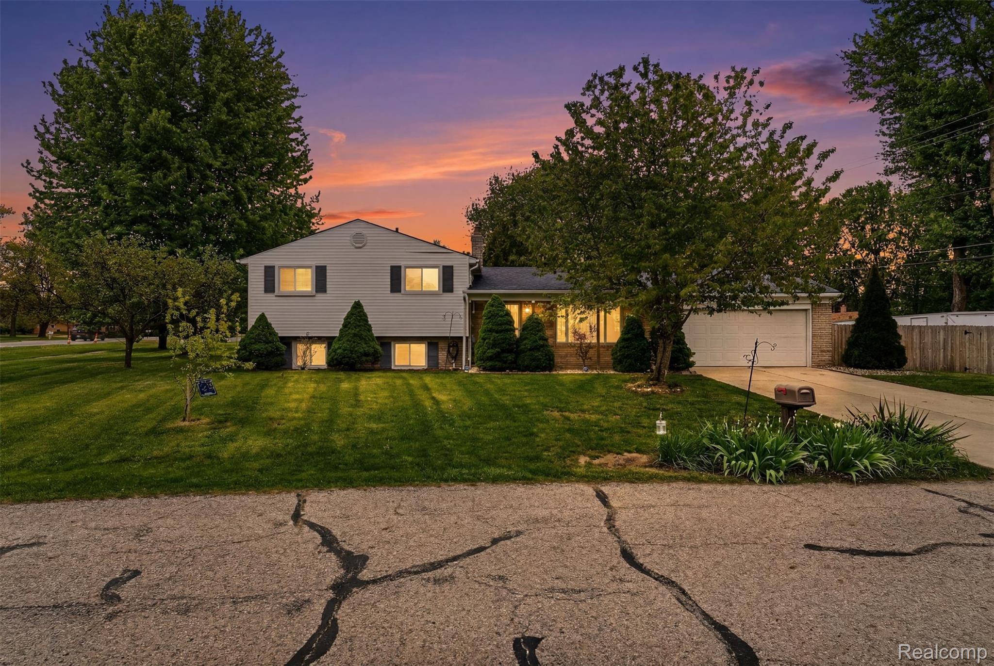 4821, Shelbyshire, Utica, Michigan, 48316