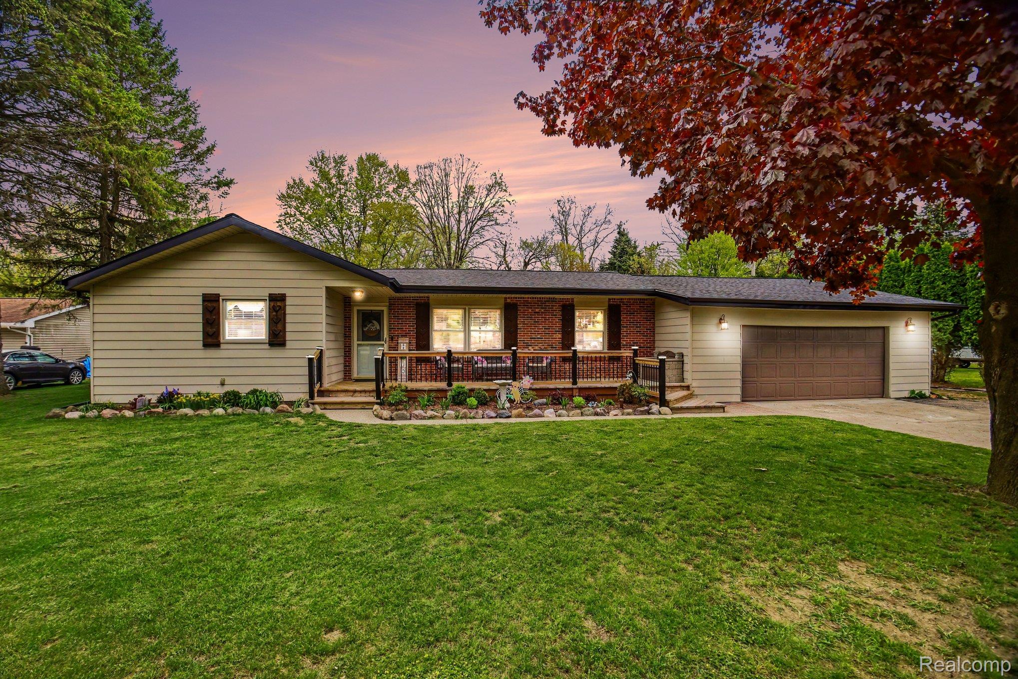 2205, Miark, Lapeer, Michigan, 48446