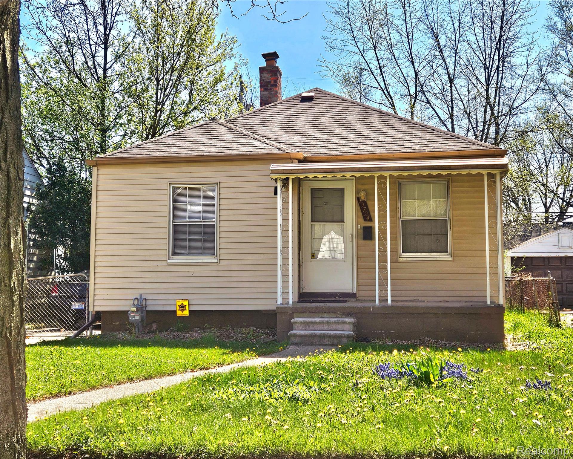 19724, ELKHART, Harper Woods, Michigan, 48225