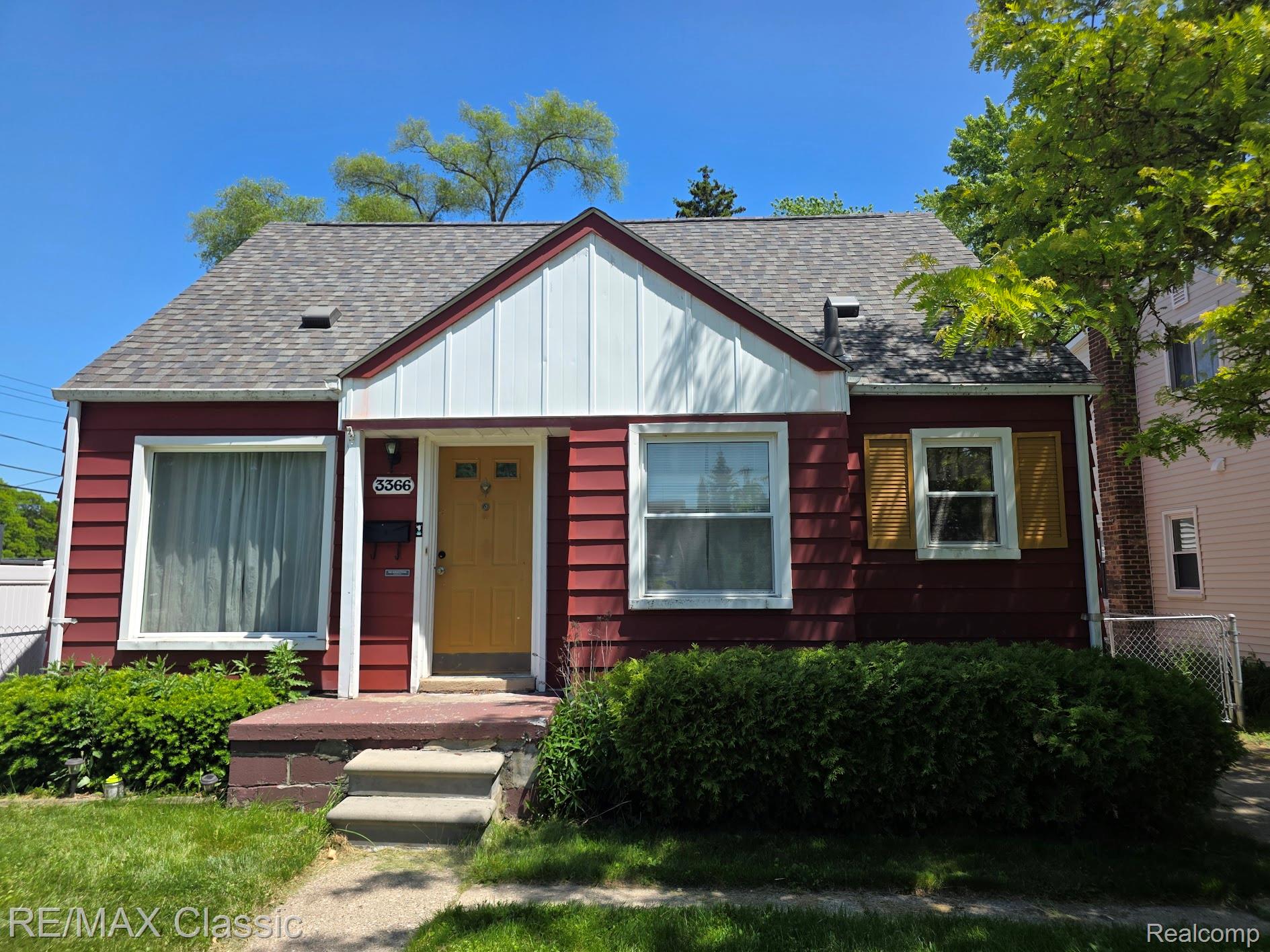 3366, Ellwood, Royal Oak, Michigan, 48073