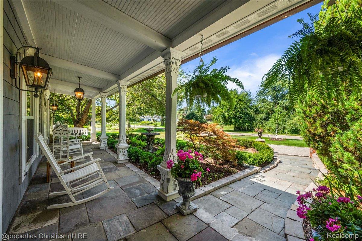 275, BARDEN, Bloomfield Hills, Michigan, 48304