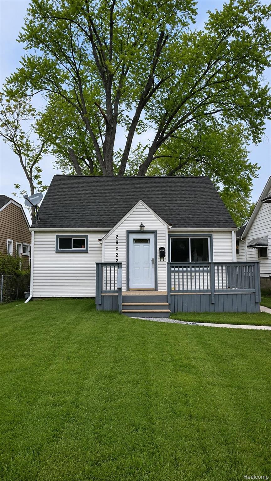 29022, John Hauk, Garden City, Michigan, 48135