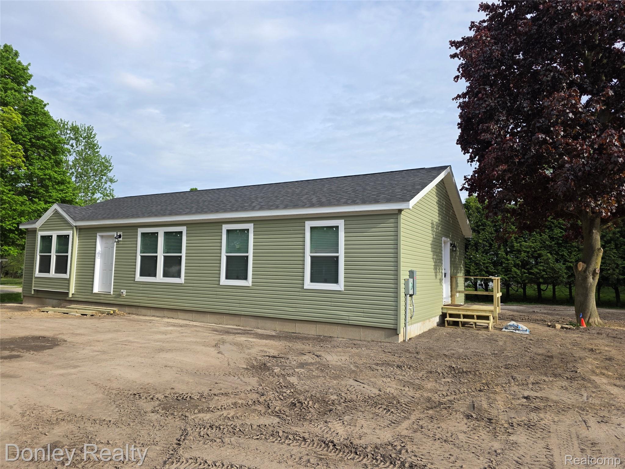 20, Hillview, Peck, Michigan, 48466