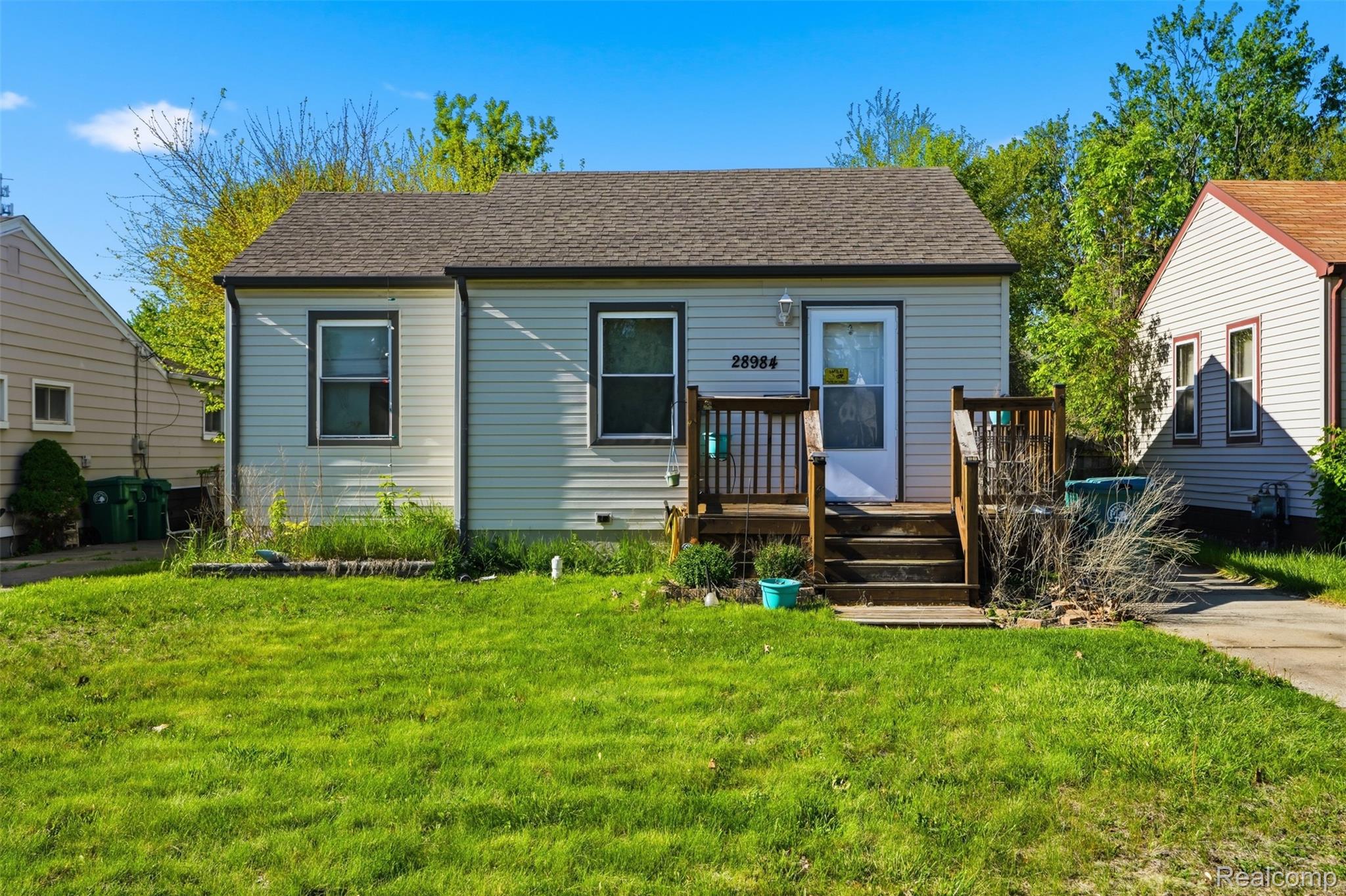 28984, Beechwood, Garden City, Michigan, 48135