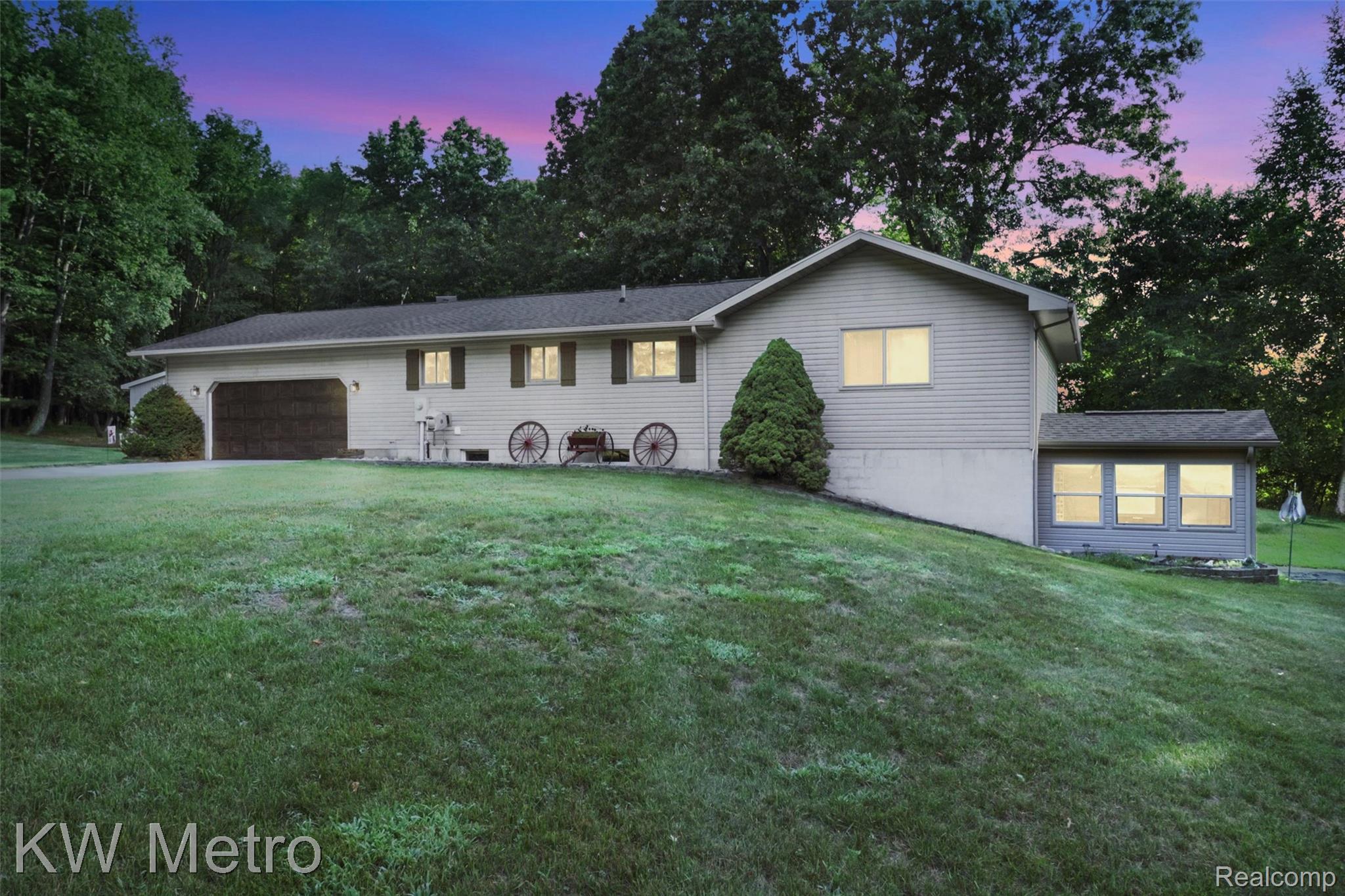 355, Dockham, Columbiaville, Michigan, 48421