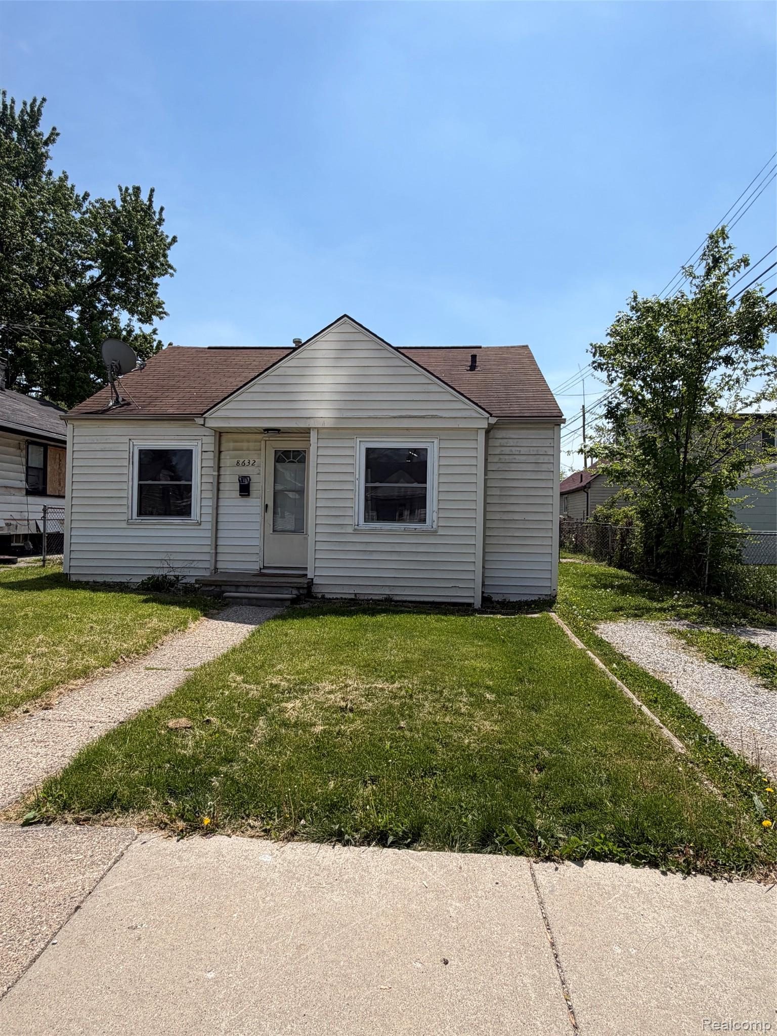 8632, Studebaker, Warren, Michigan, 48089