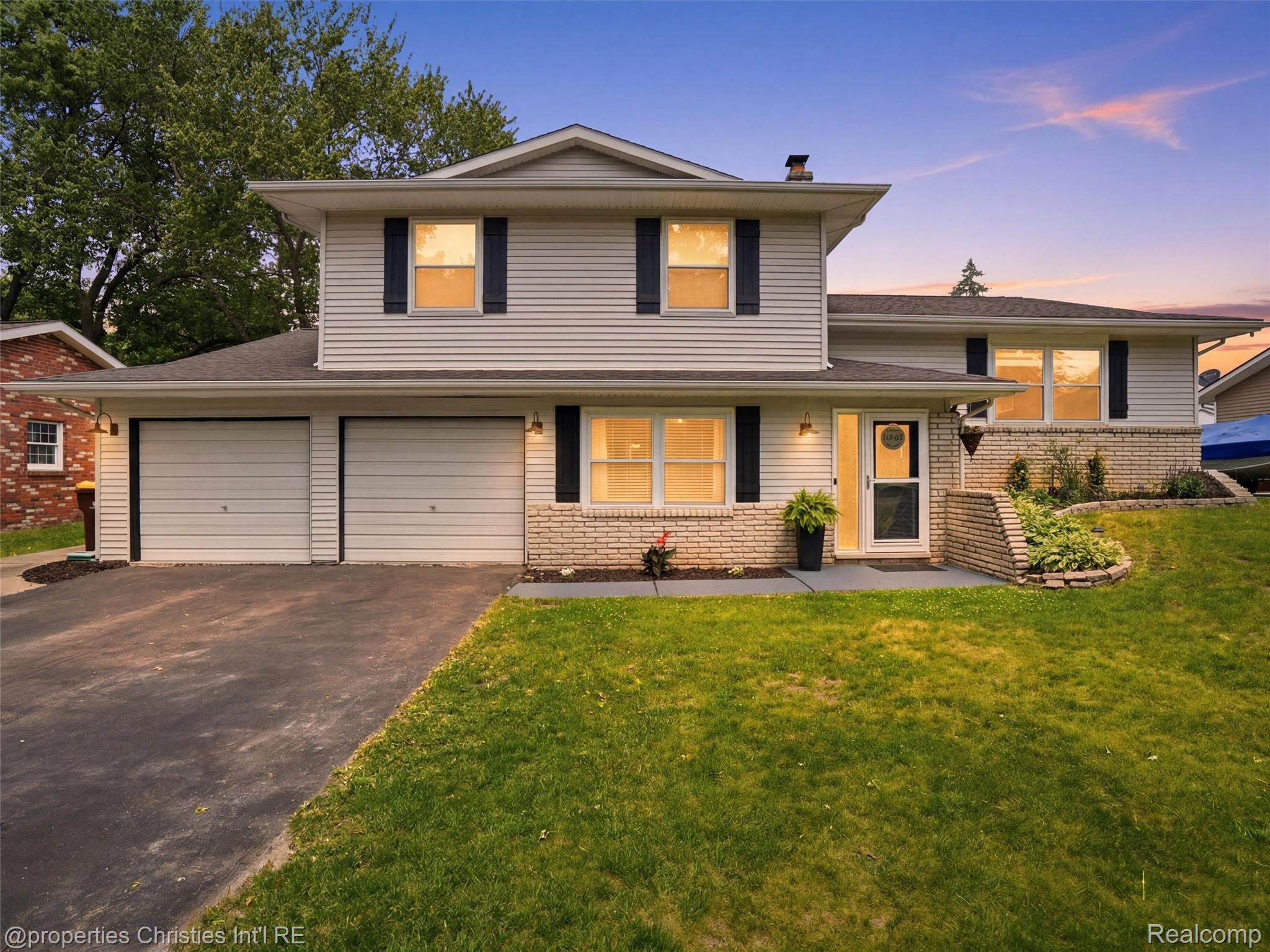 10378, Barbara, Pinckney, Michigan, 48169