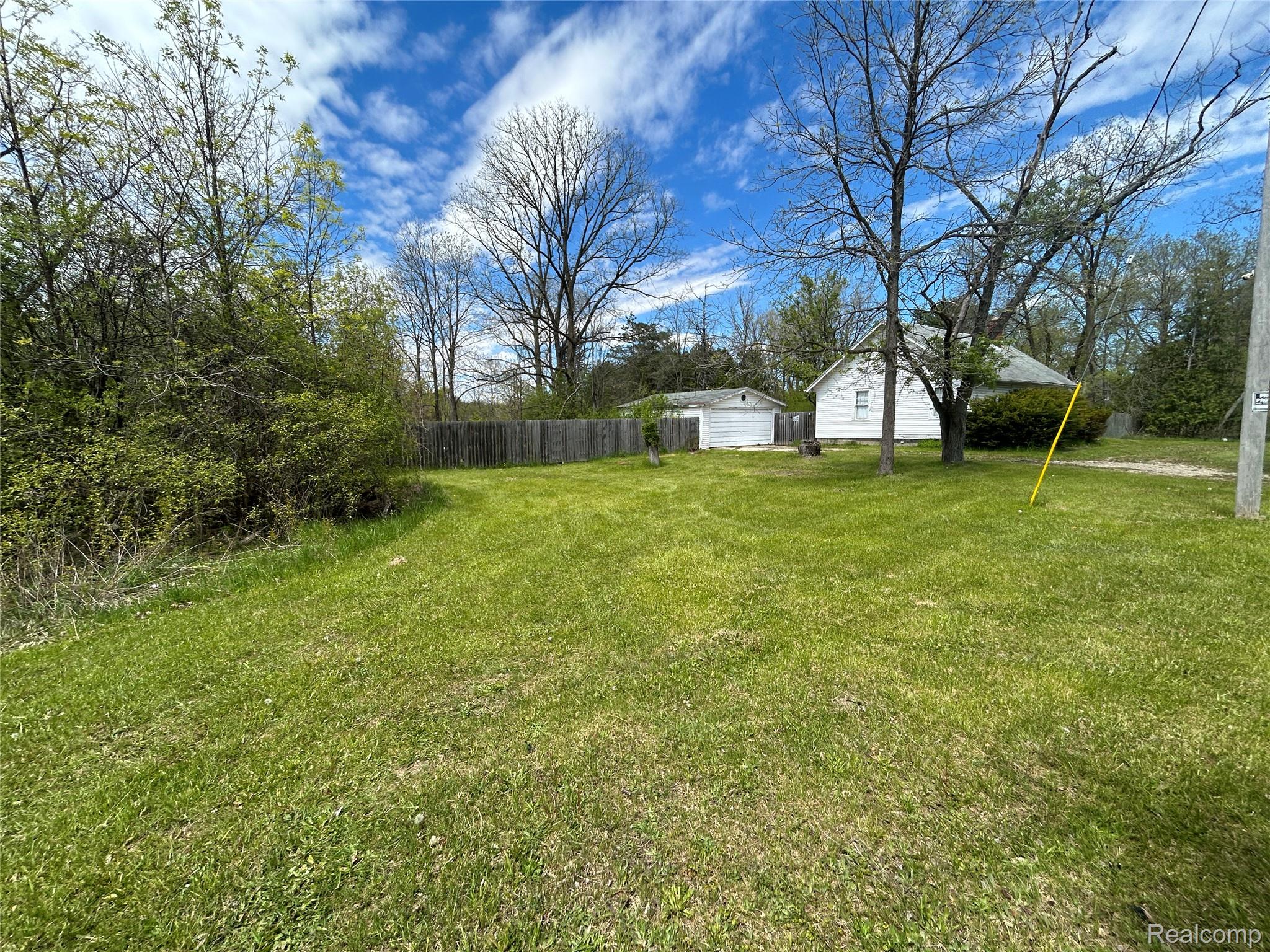 2356, DYE, Flint, Michigan, 48532