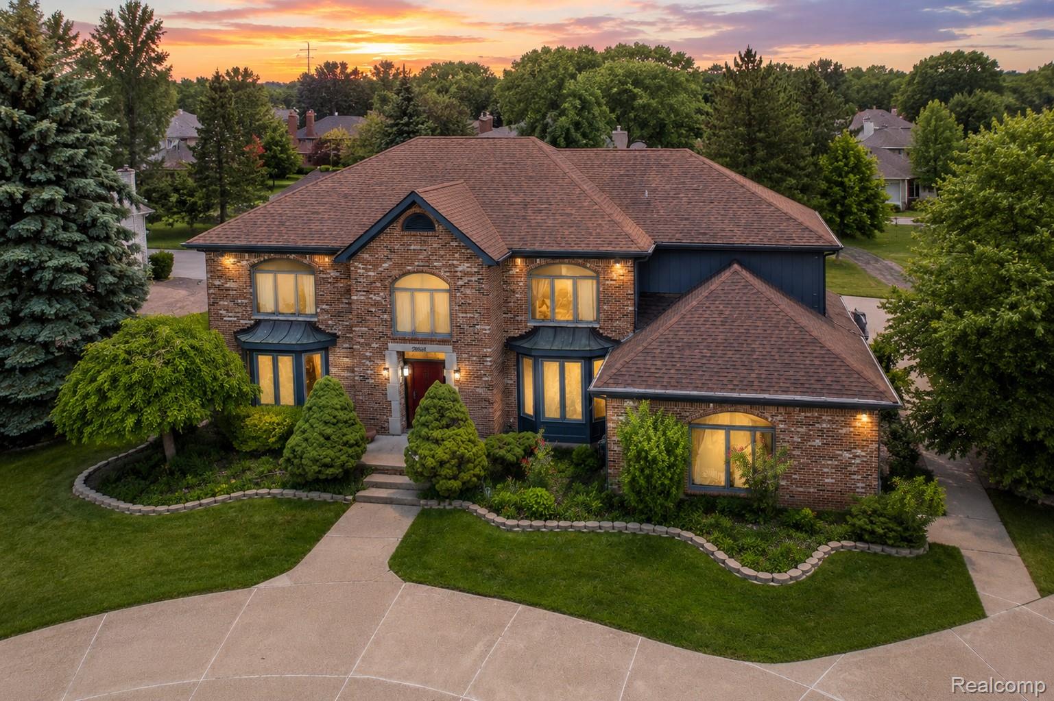 29342, Strathmore, Farmington, Michigan, 48331