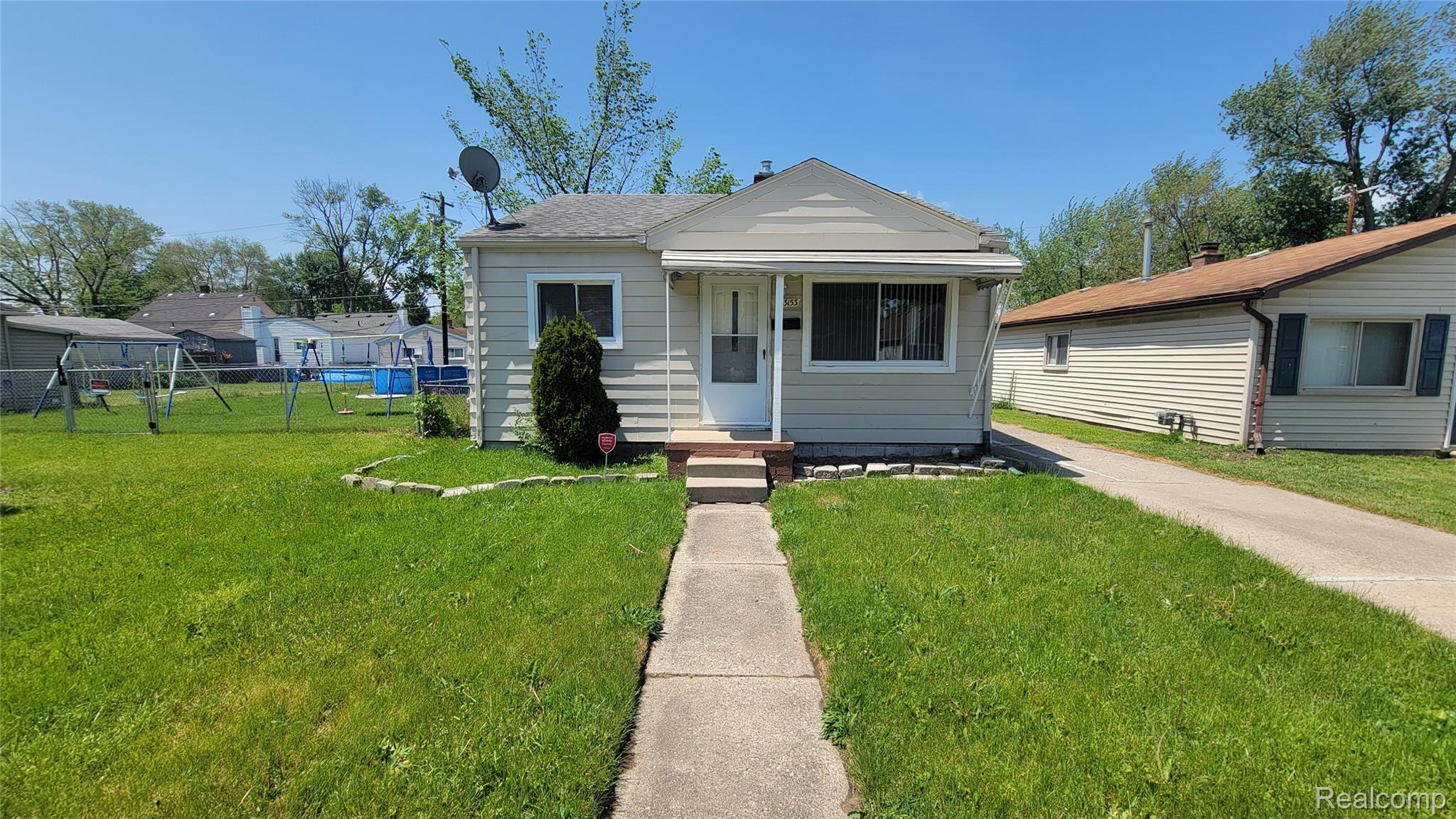 23153, STEWART, Warren, Michigan, 48089