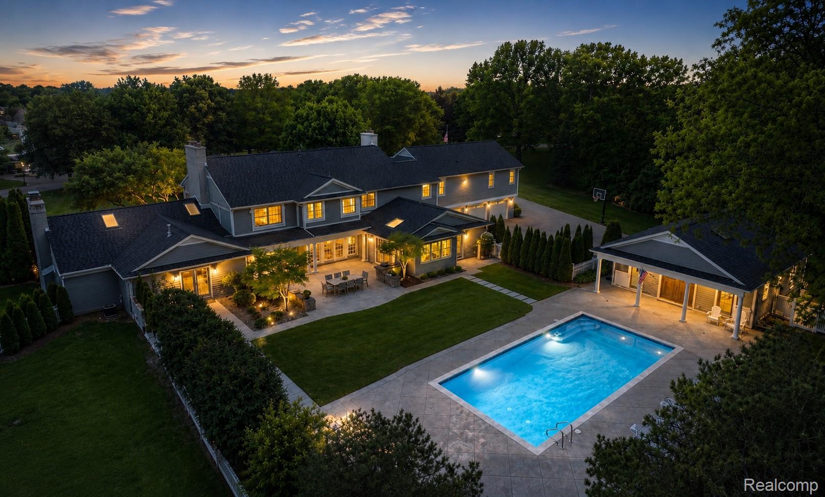 232, Guilford, Bloomfield Hills, Michigan, 48304
