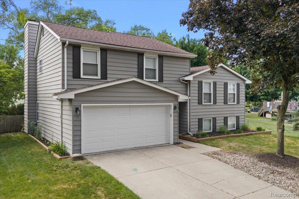 11169, Chestnut, Plymouth, Michigan, 48170