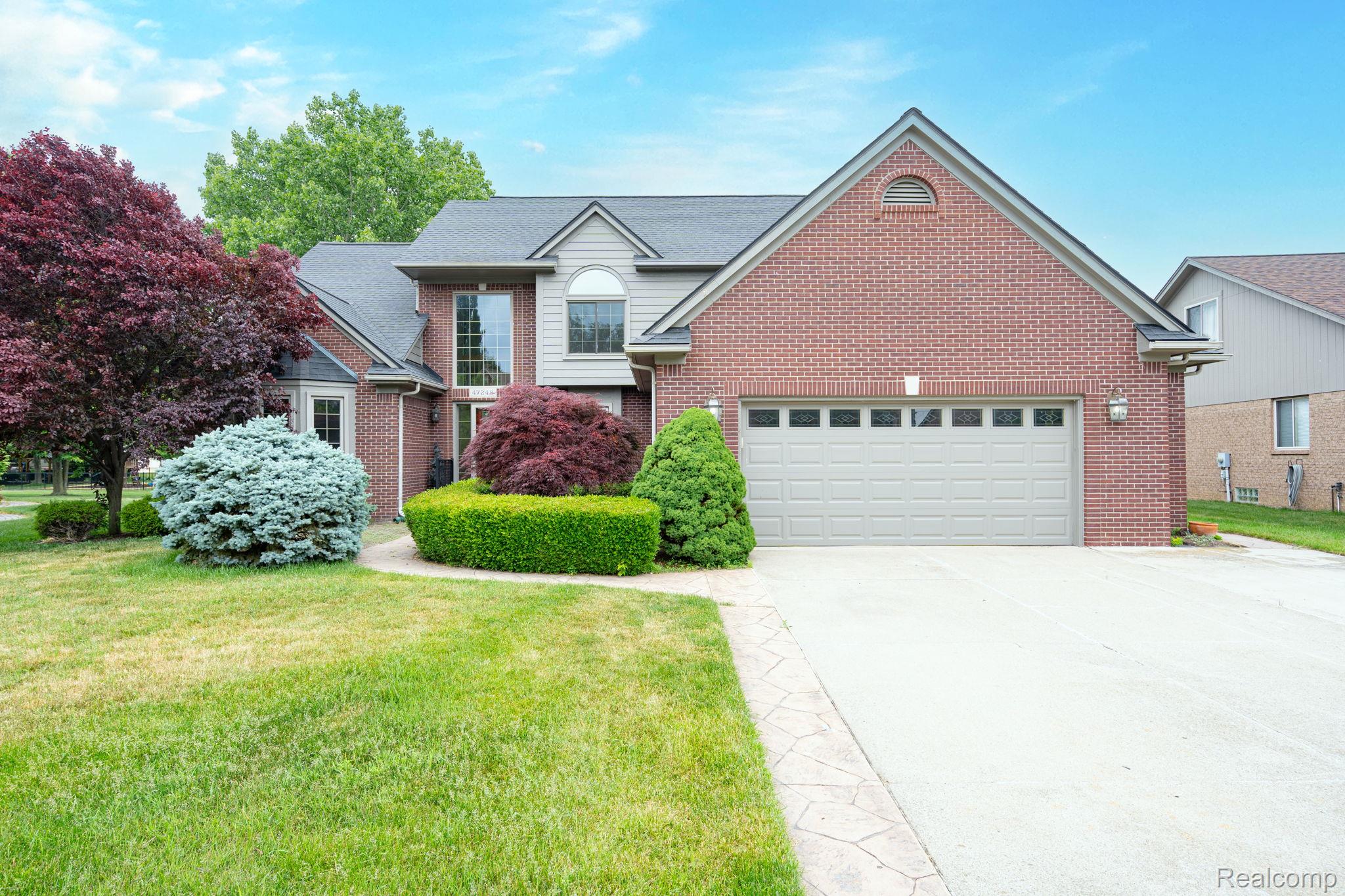 47248, Malburg Way, Macomb, Michigan, 48044