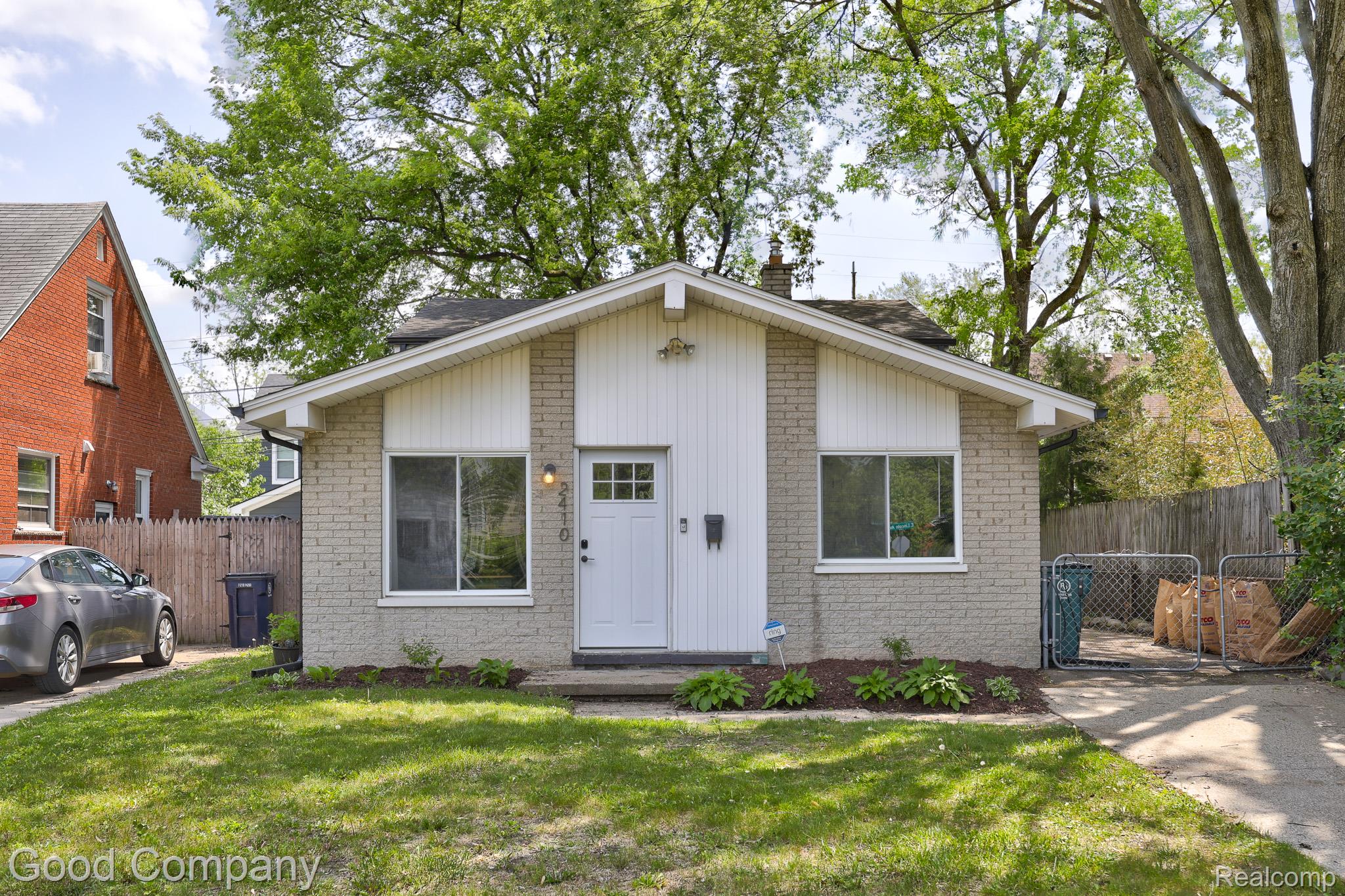 2410, Lincoln, Royal Oak, Michigan, 48067