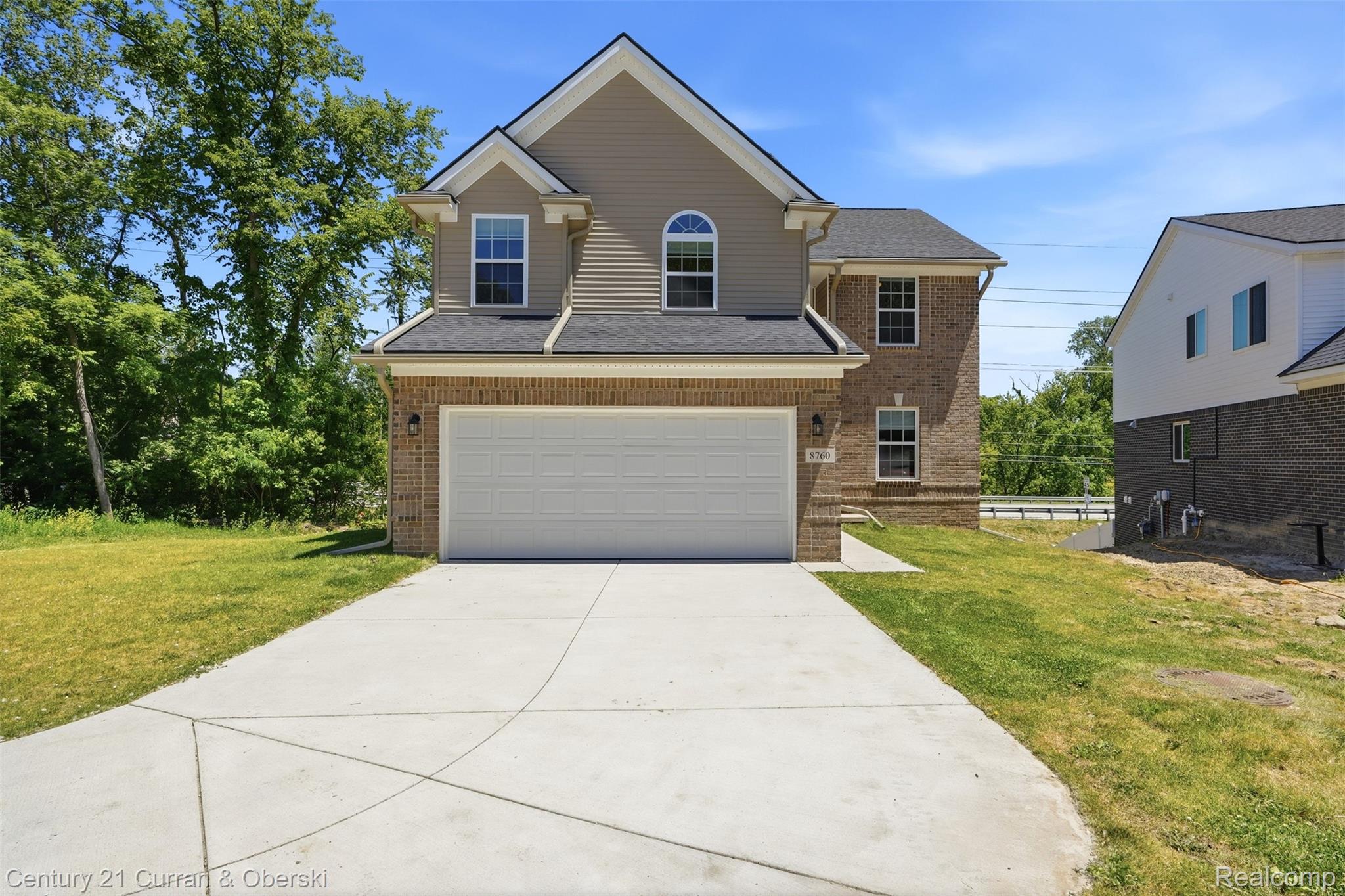 8760, Oak Ridge, Westland, Michigan, 48185