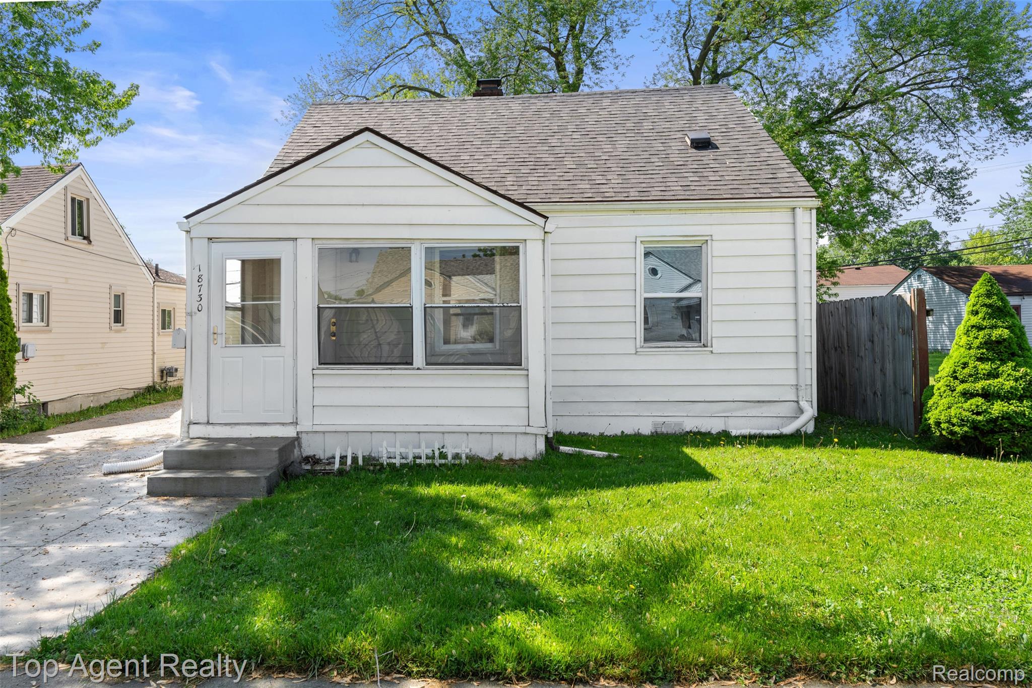 18730, Meier, Roseville, Michigan, 48066