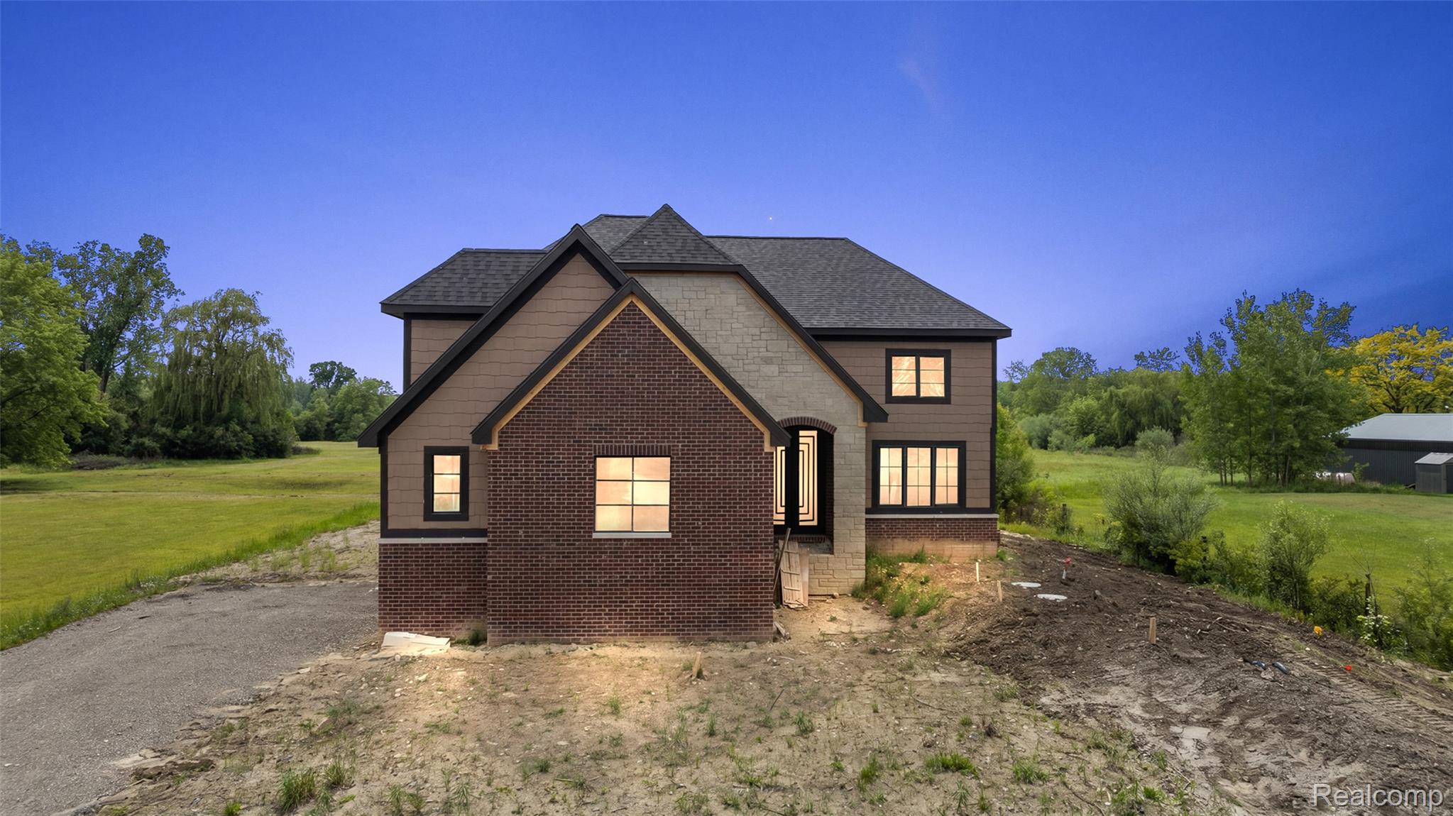 60637, Schoenherr Road, Washington, Michigan, 48094