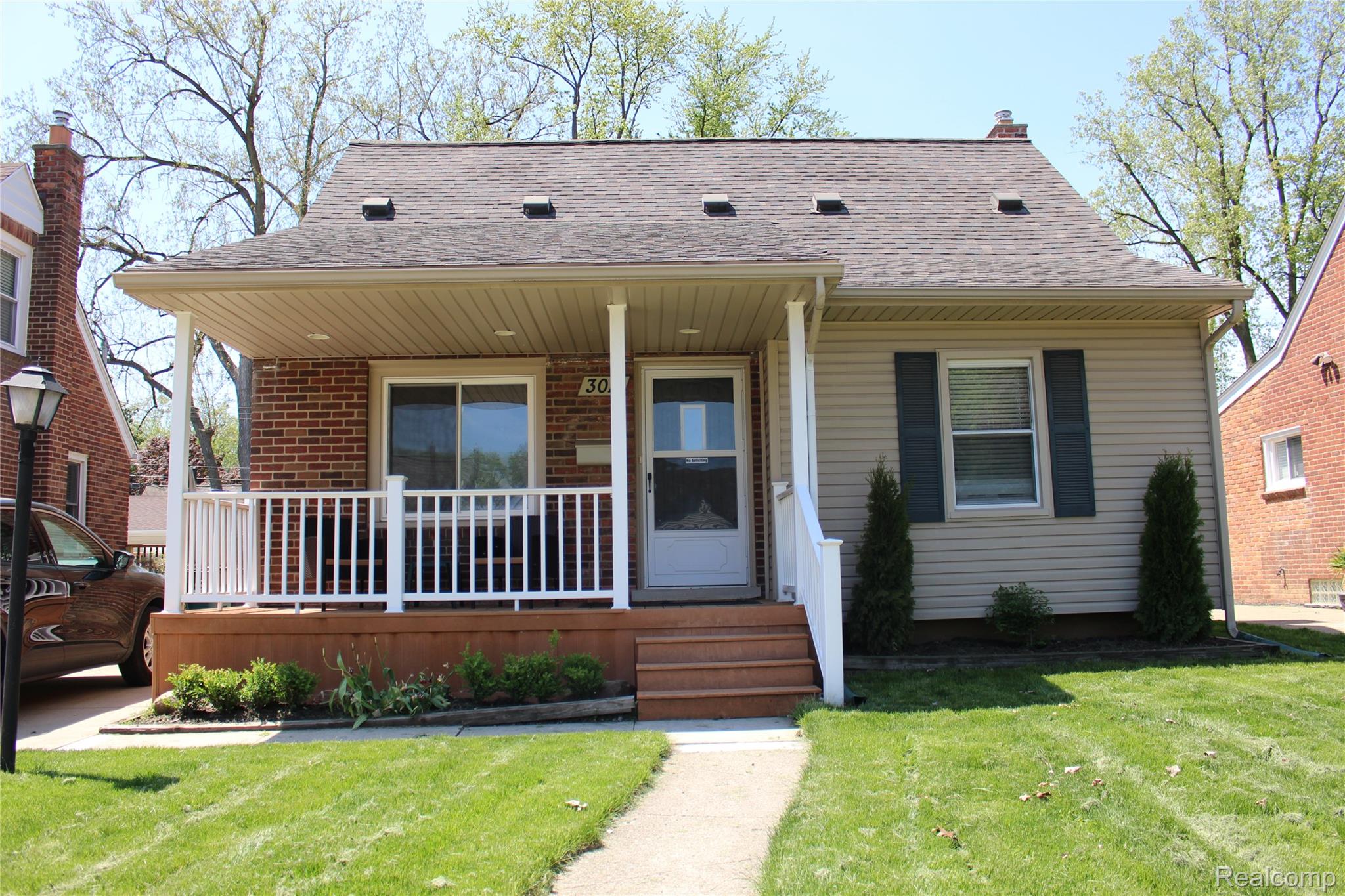 3011, Ferris, Royal Oak, Michigan, 48073