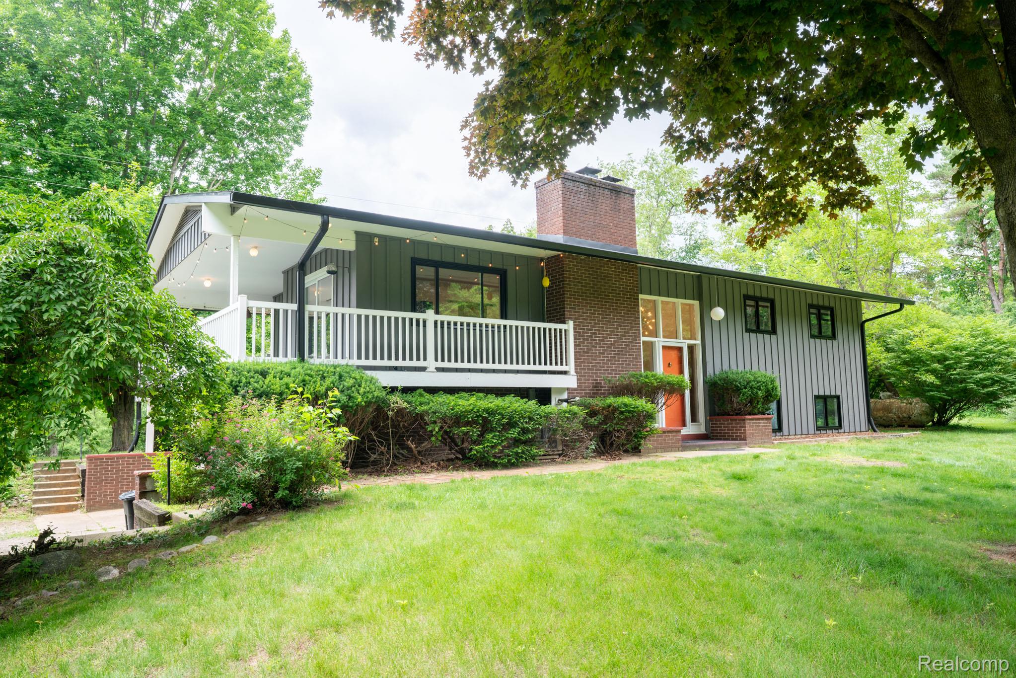 7333, Toma, Dexter, Michigan, 48130
