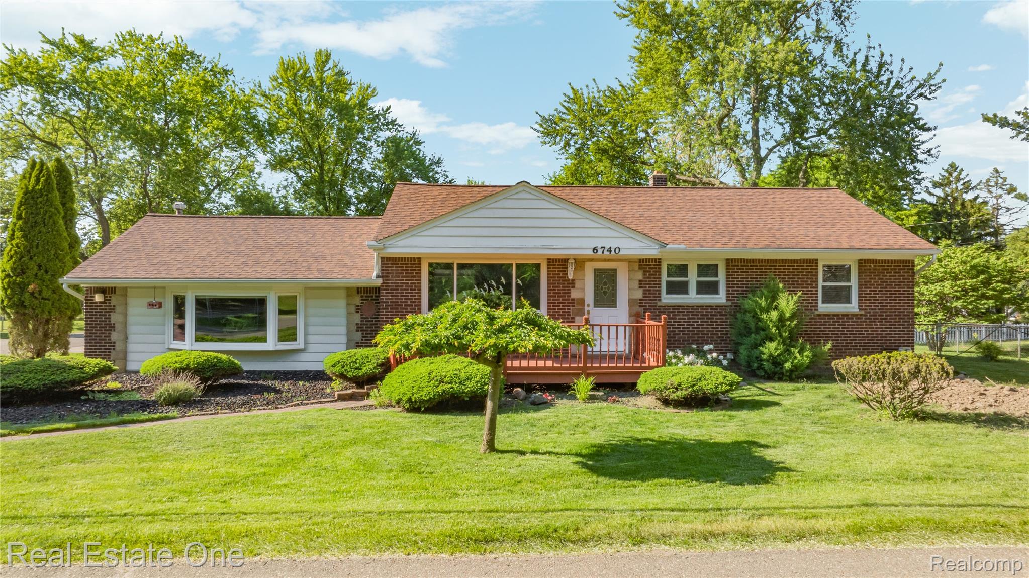6740, Brockhurst, West Bloomfield, Michigan, 48322