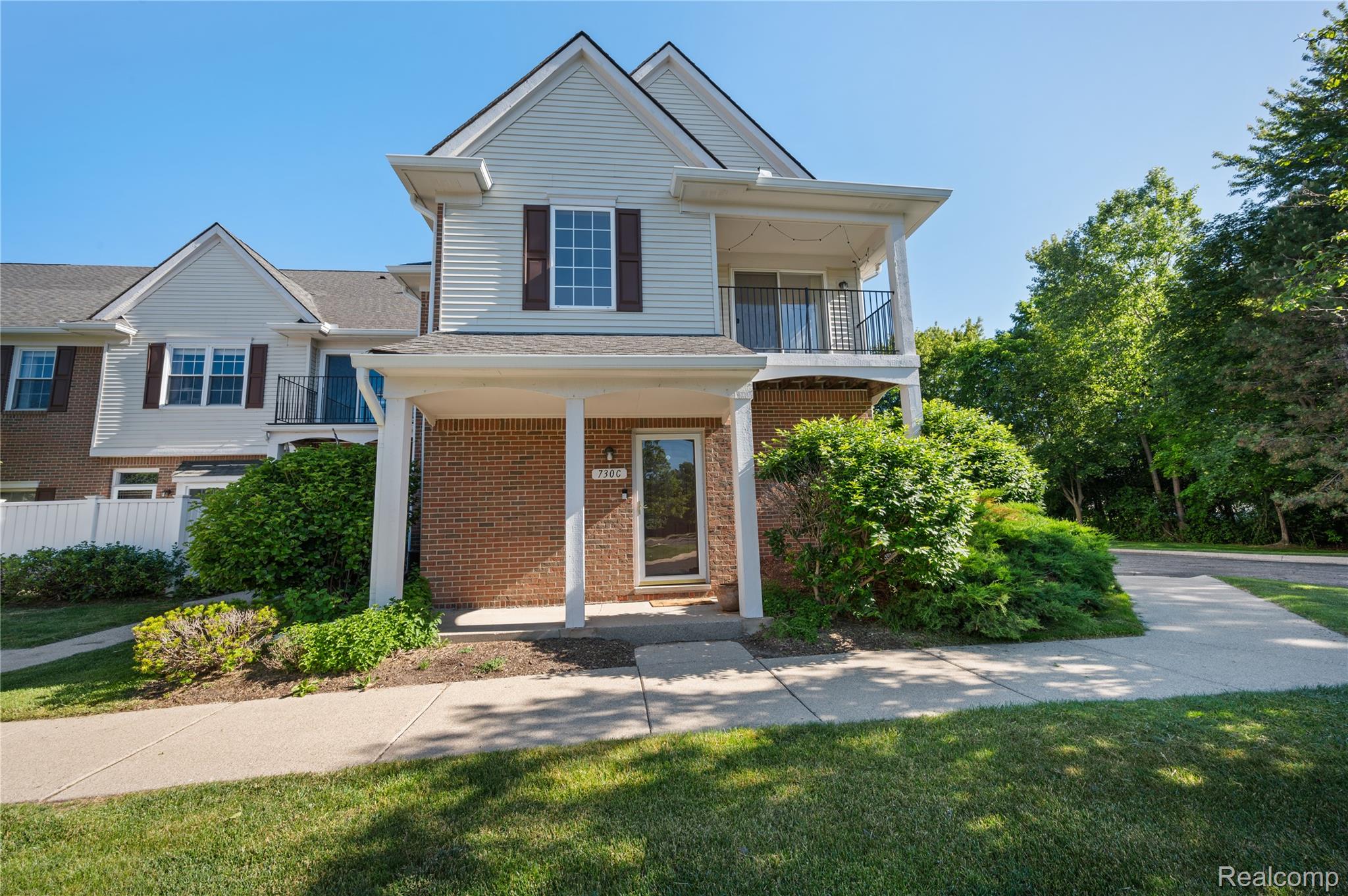 730, Amberly, #C, Waterford, Michigan, 48328